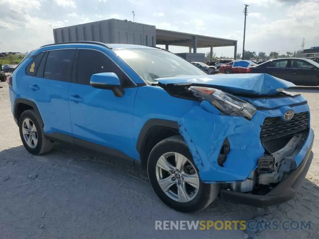 4 Фотография поврежденного автомобиля 2T3W1RFV4LC076398 TOYOTA RAV4 2020