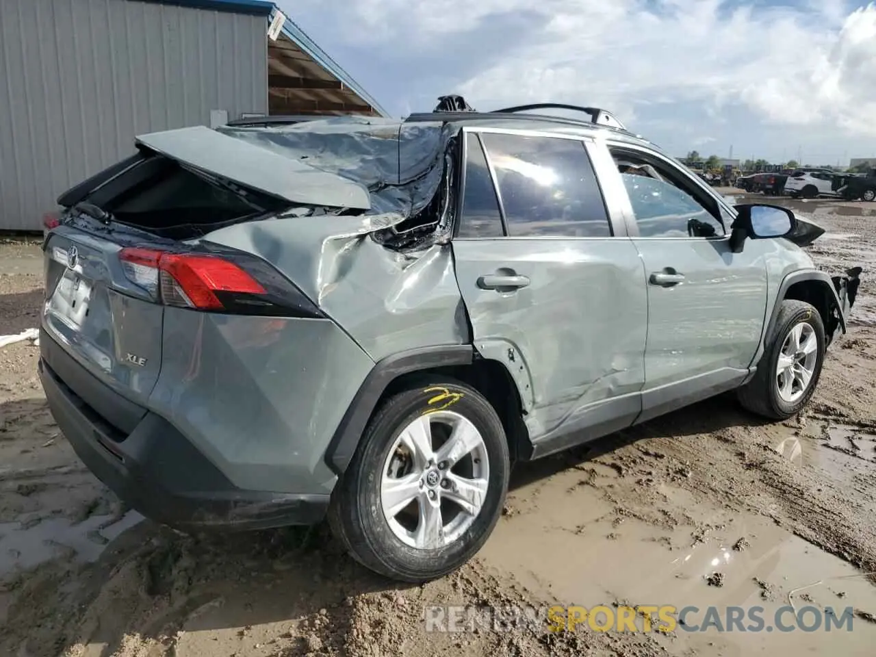 3 Photograph of a damaged car 2T3W1RFV4LW067828 TOYOTA RAV4 2020