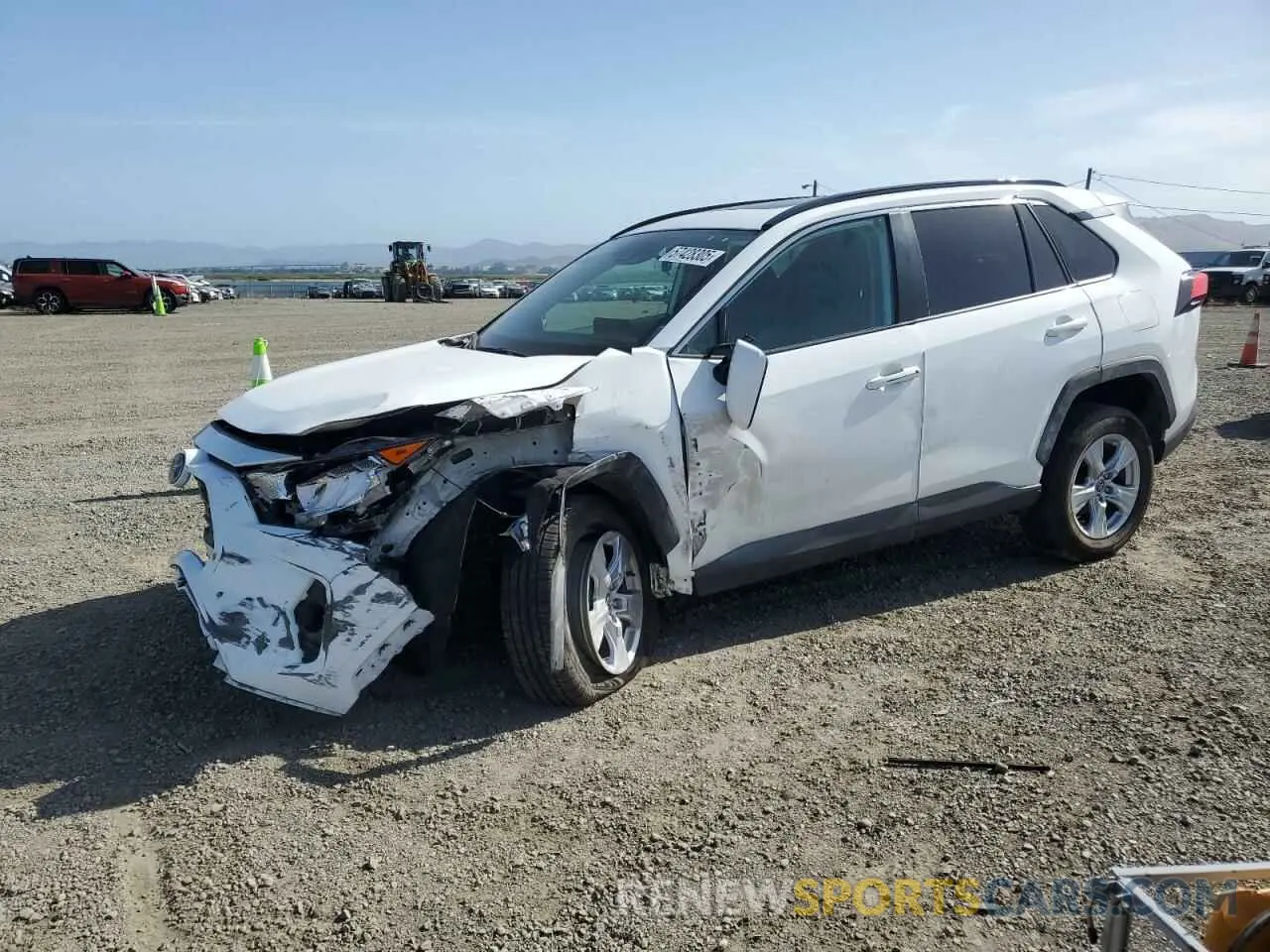 1 Photograph of a damaged car 2T3W1RFV4LW082961 TOYOTA RAV4 2020
