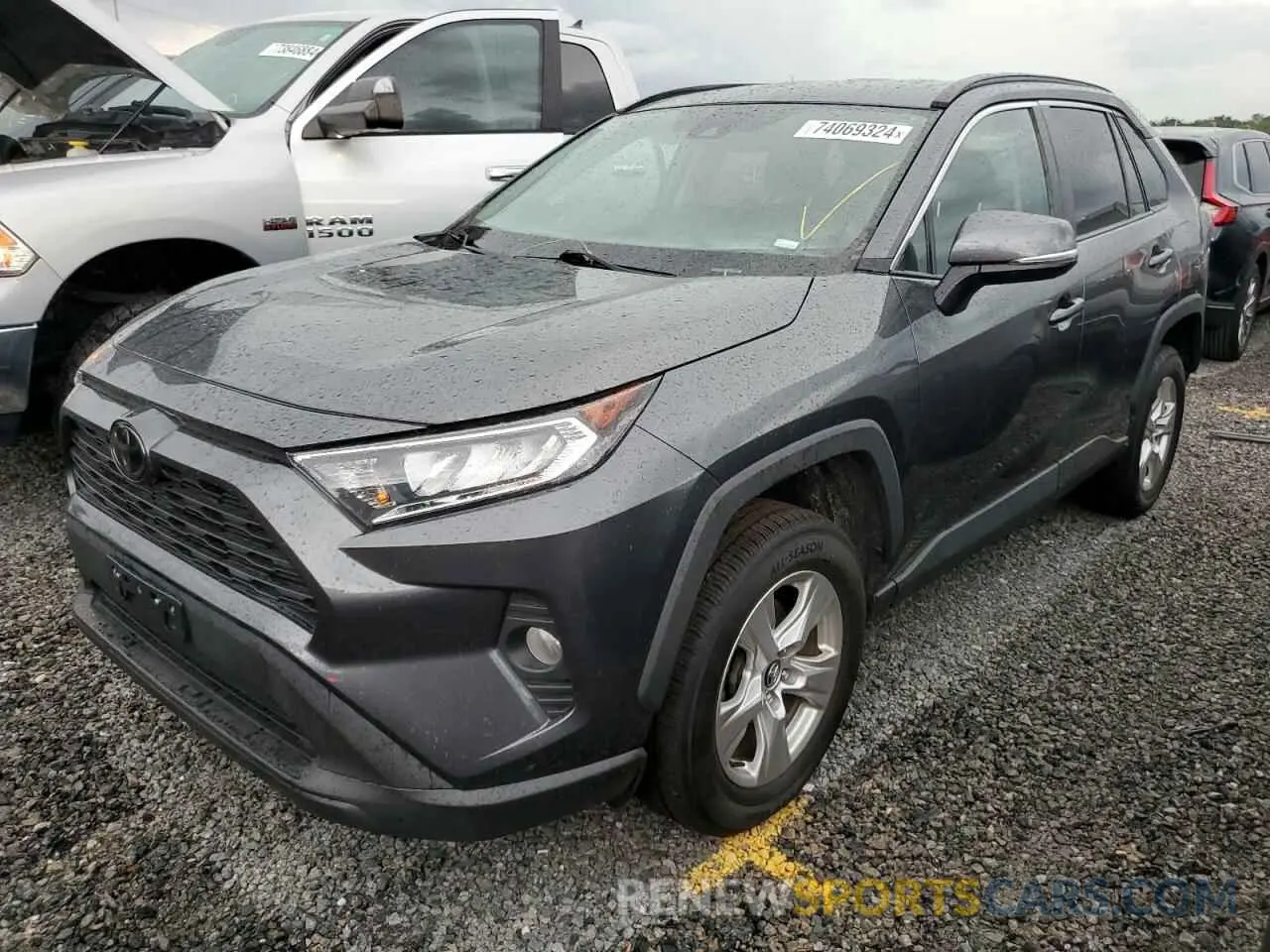 1 Фотография поврежденного автомобиля 2T3W1RFV5LC053213 TOYOTA RAV4 2020