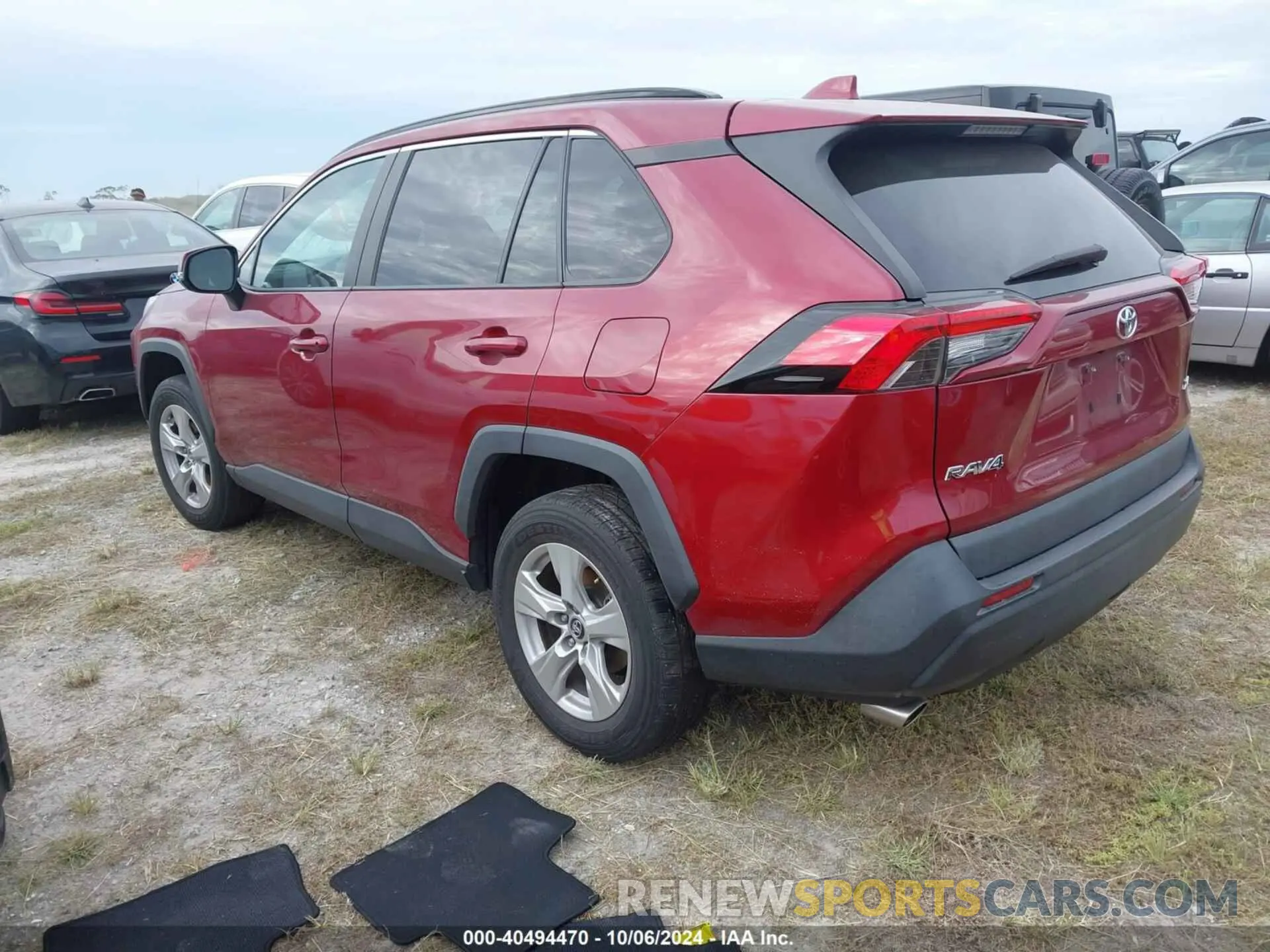 3 Фотография поврежденного автомобиля 2T3W1RFV5LW095251 TOYOTA RAV4 2020