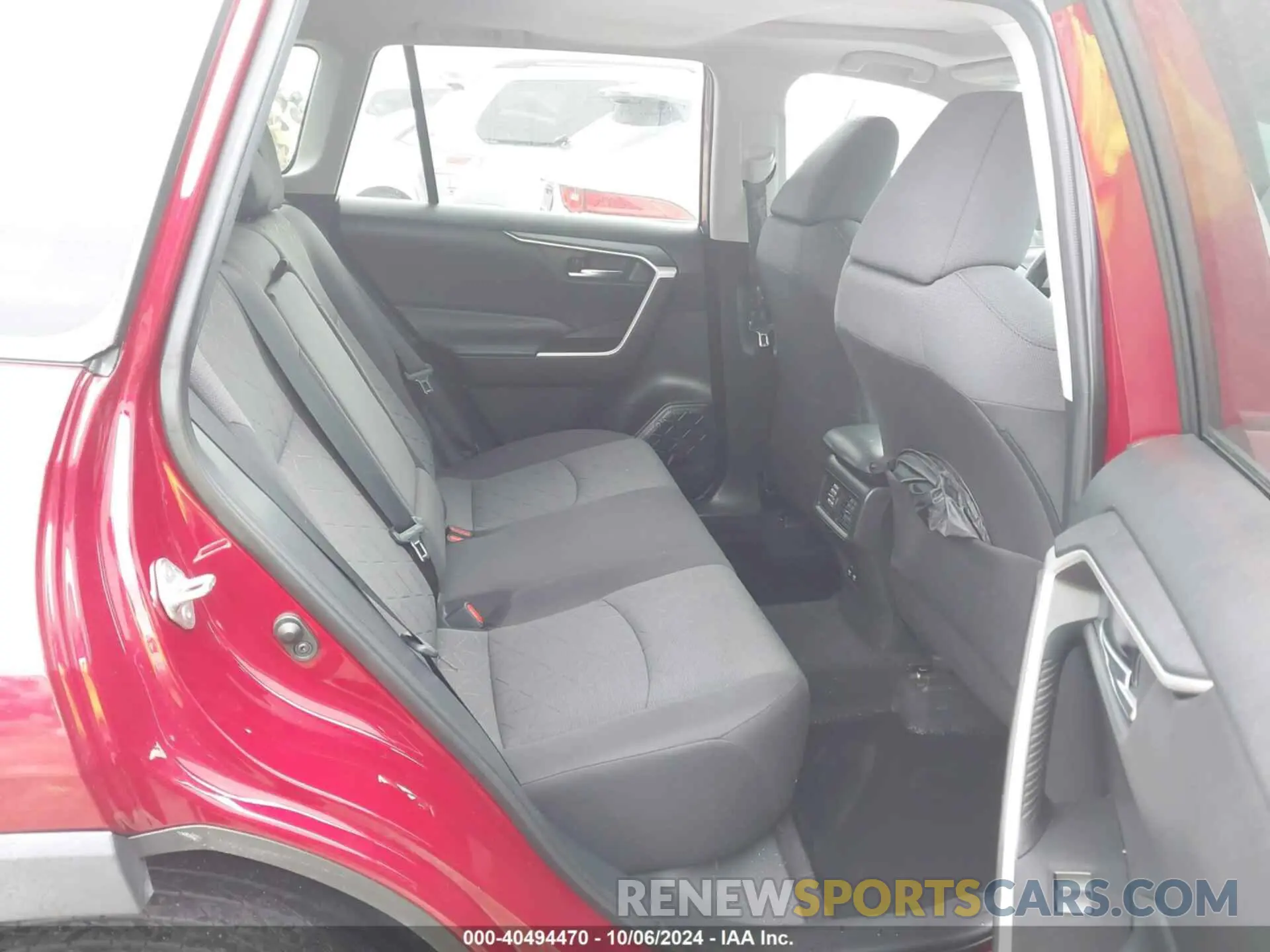 8 Фотография поврежденного автомобиля 2T3W1RFV5LW095251 TOYOTA RAV4 2020