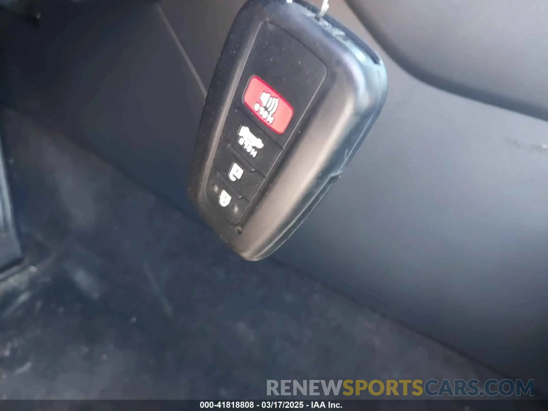 11 Фотография поврежденного автомобиля 2T3W1RFV6LC072367 TOYOTA RAV4 2020