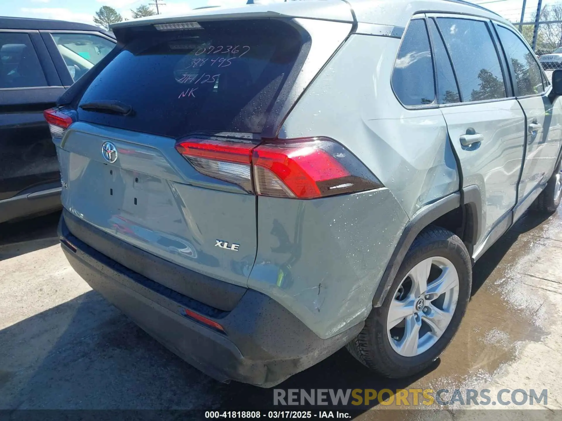 17 Фотография поврежденного автомобиля 2T3W1RFV6LC072367 TOYOTA RAV4 2020