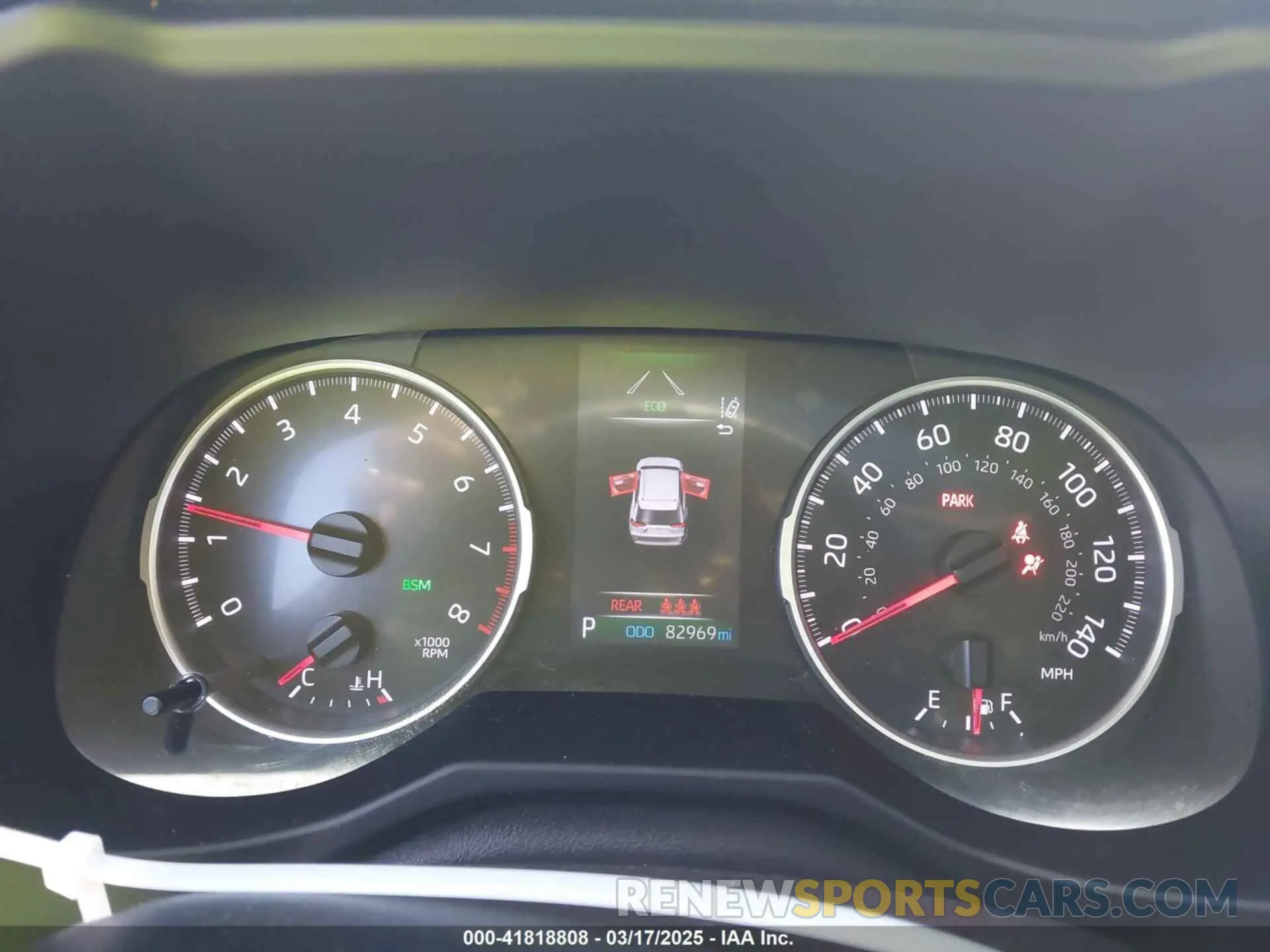 7 Фотография поврежденного автомобиля 2T3W1RFV6LC072367 TOYOTA RAV4 2020