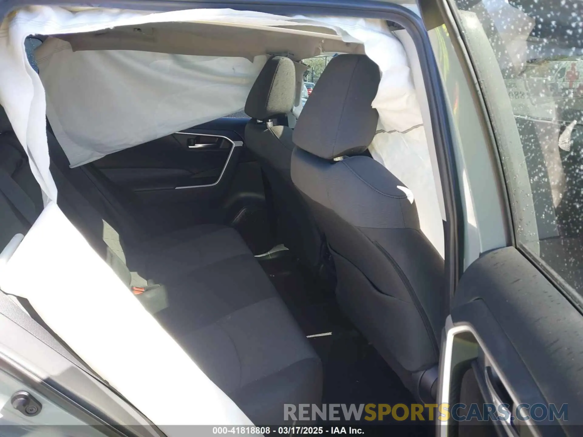 8 Фотография поврежденного автомобиля 2T3W1RFV6LC072367 TOYOTA RAV4 2020