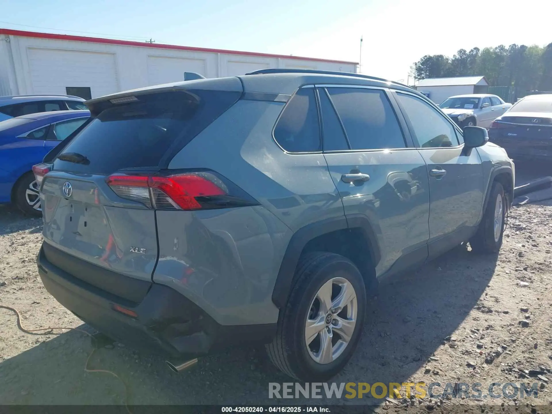4 Фотография поврежденного автомобиля 2T3W1RFV6LC082963 TOYOTA RAV4 2020