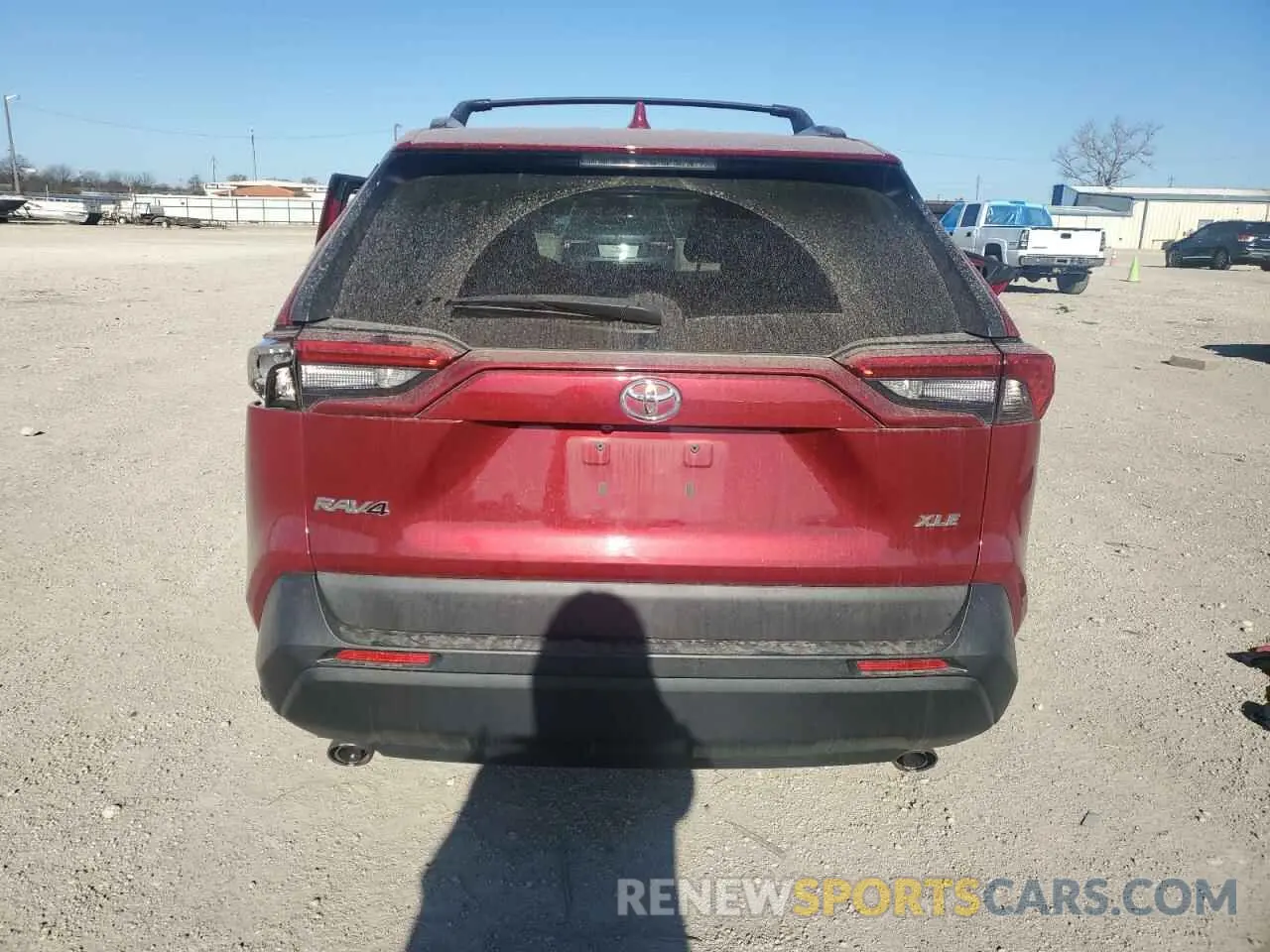 6 Фотография поврежденного автомобиля 2T3W1RFV6LW084582 TOYOTA RAV4 2020