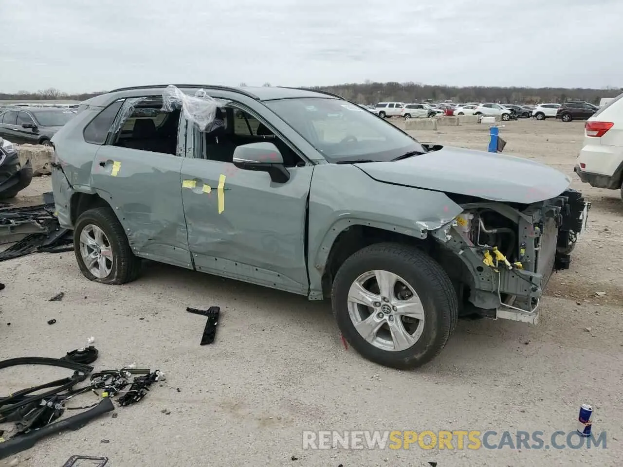4 Фотография поврежденного автомобиля 2T3W1RFV7LC043878 TOYOTA RAV4 2020