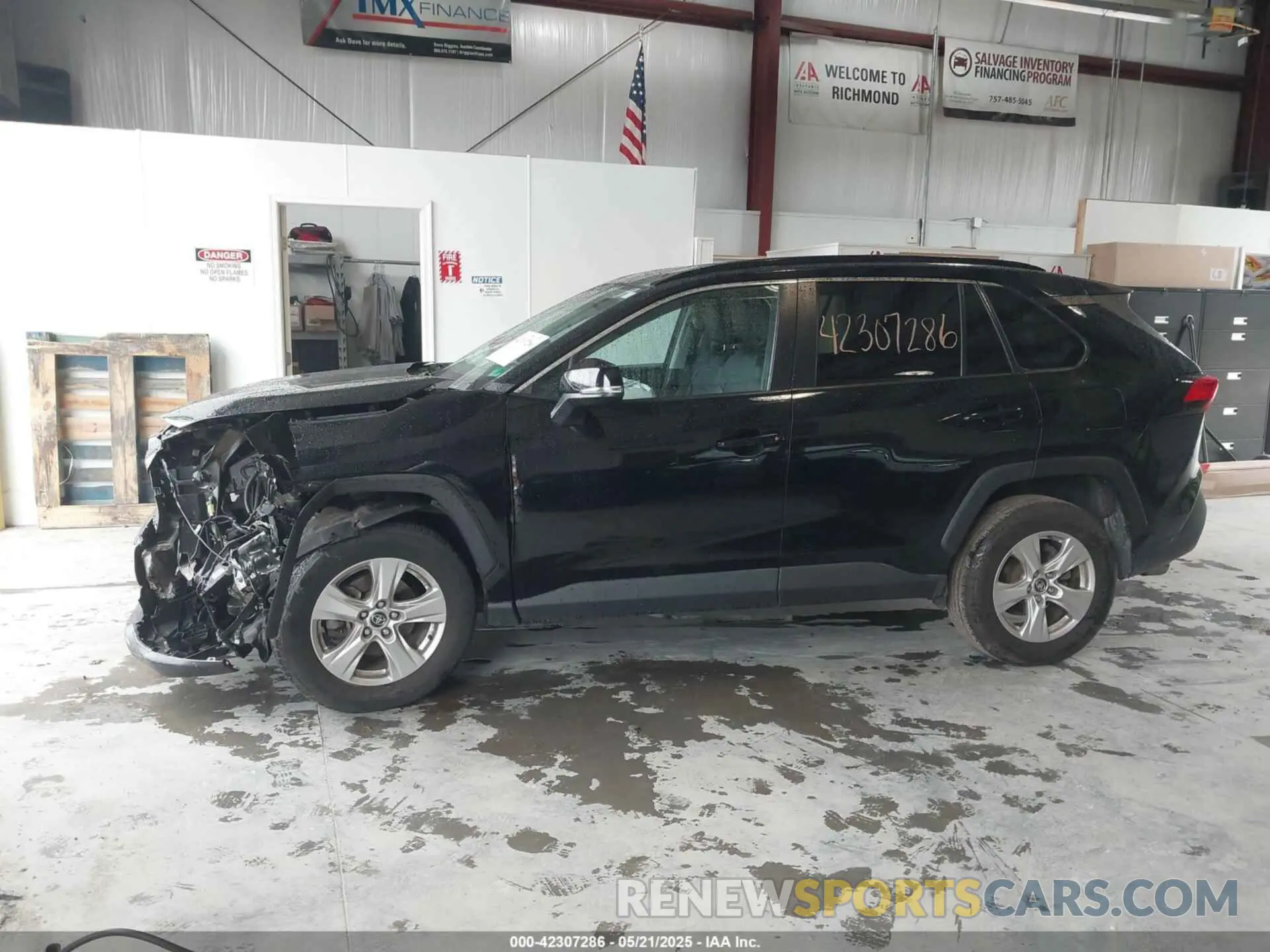 14 Фотография поврежденного автомобиля 2T3W1RFV7LC050989 TOYOTA RAV4 2020