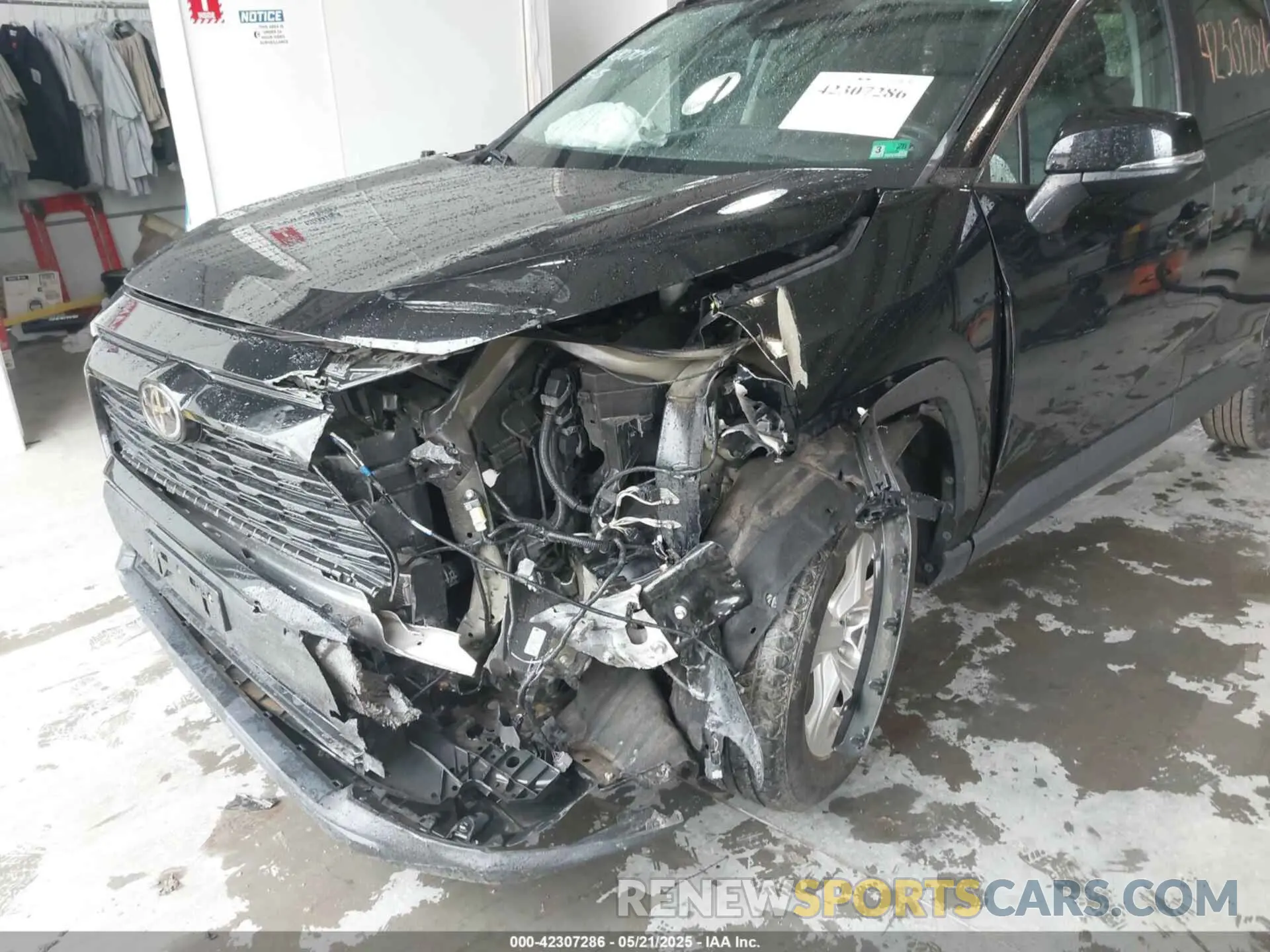 6 Фотография поврежденного автомобиля 2T3W1RFV7LC050989 TOYOTA RAV4 2020