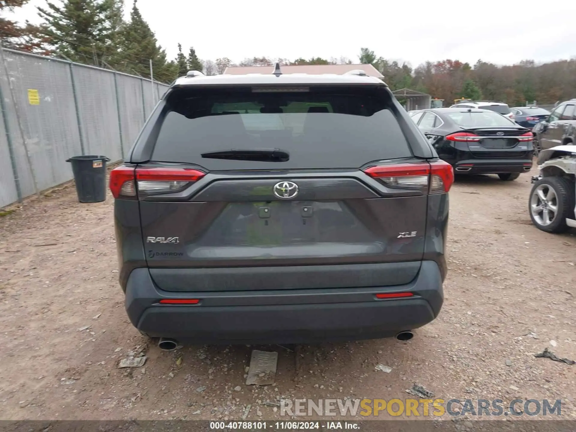 16 Photograph of a damaged car 2T3W1RFV7LC053830 TOYOTA RAV4 2020