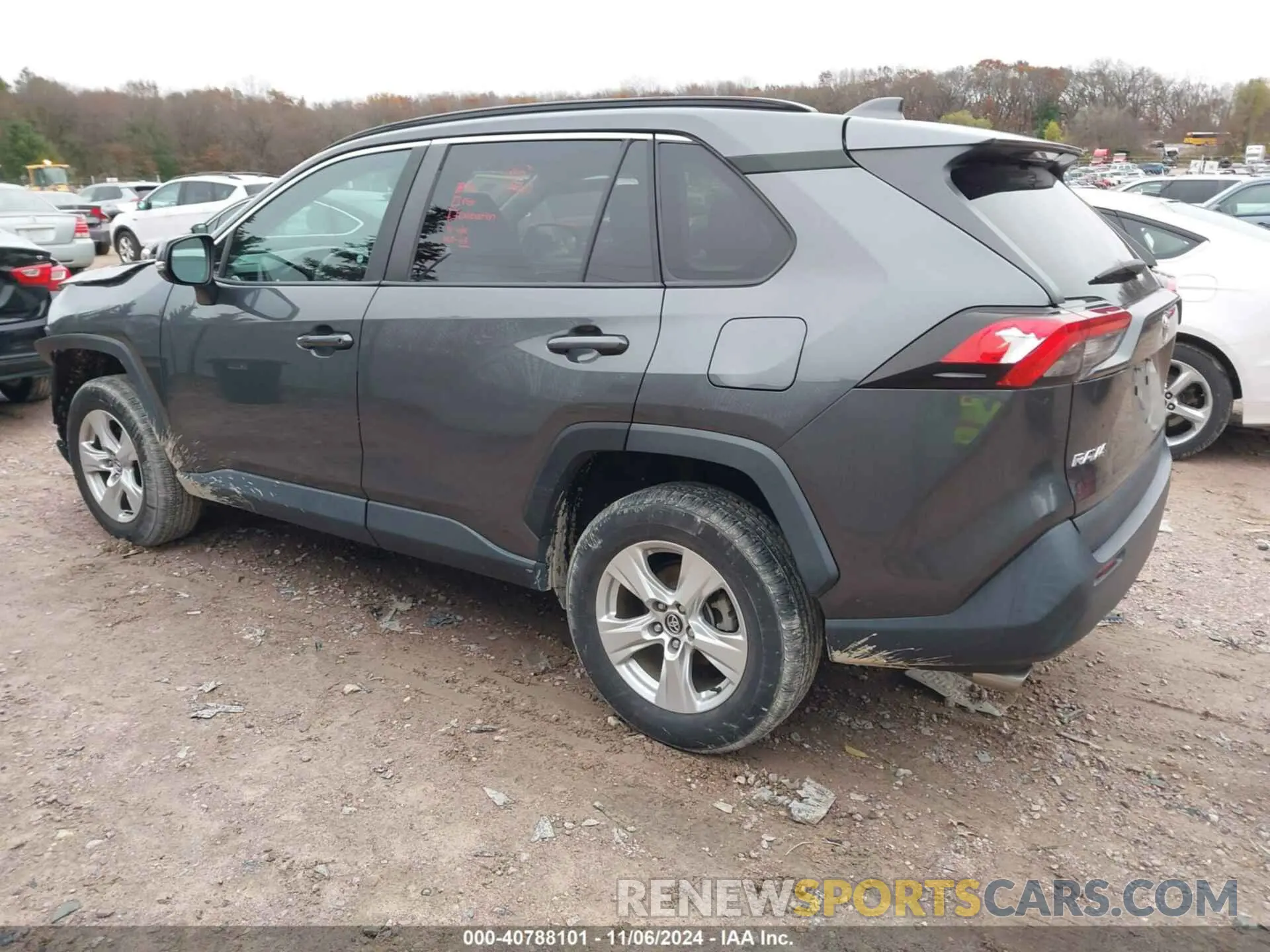 3 Photograph of a damaged car 2T3W1RFV7LC053830 TOYOTA RAV4 2020