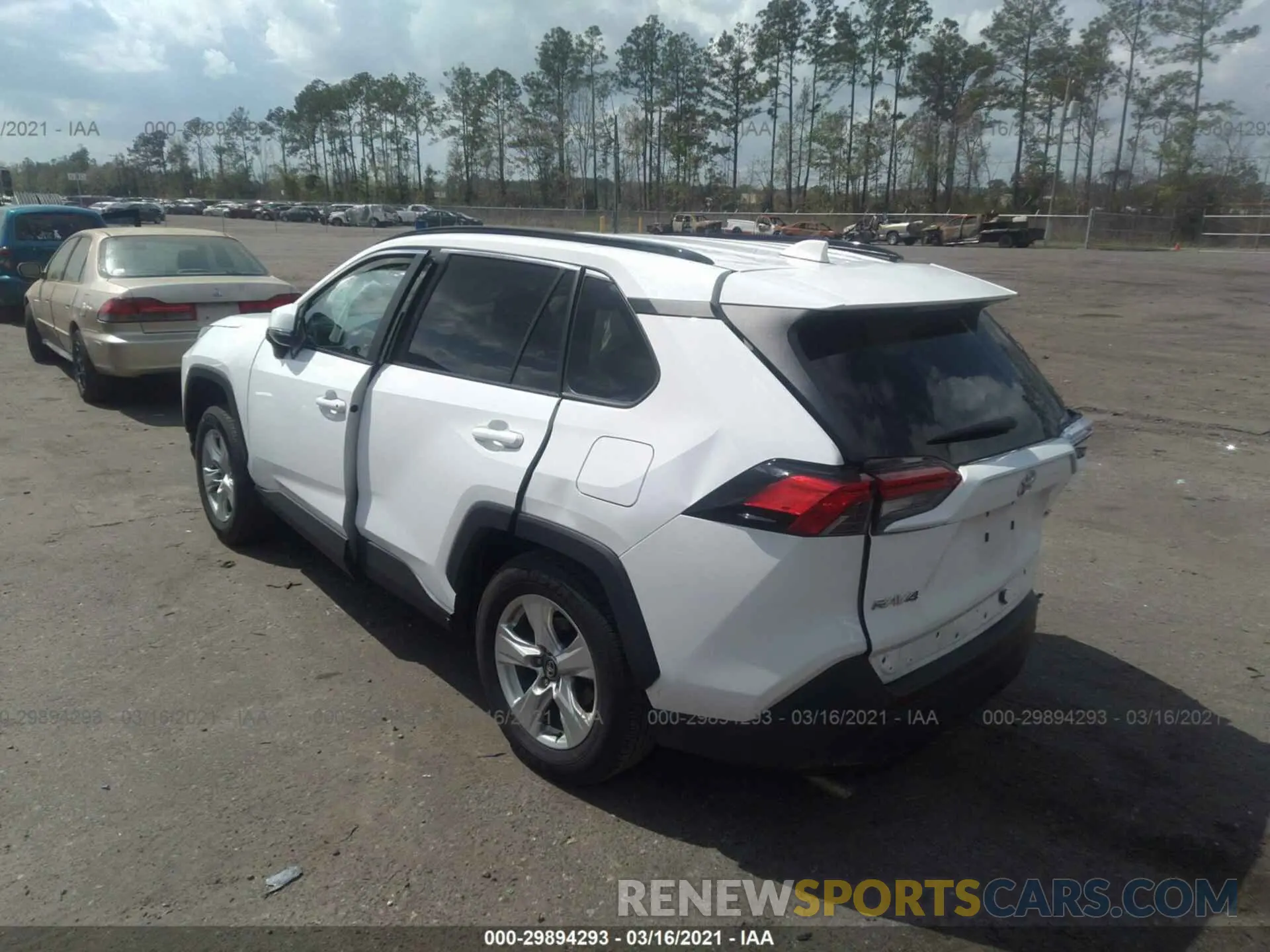 3 Photograph of a damaged car 2T3W1RFV7LC053956 TOYOTA RAV4 2020