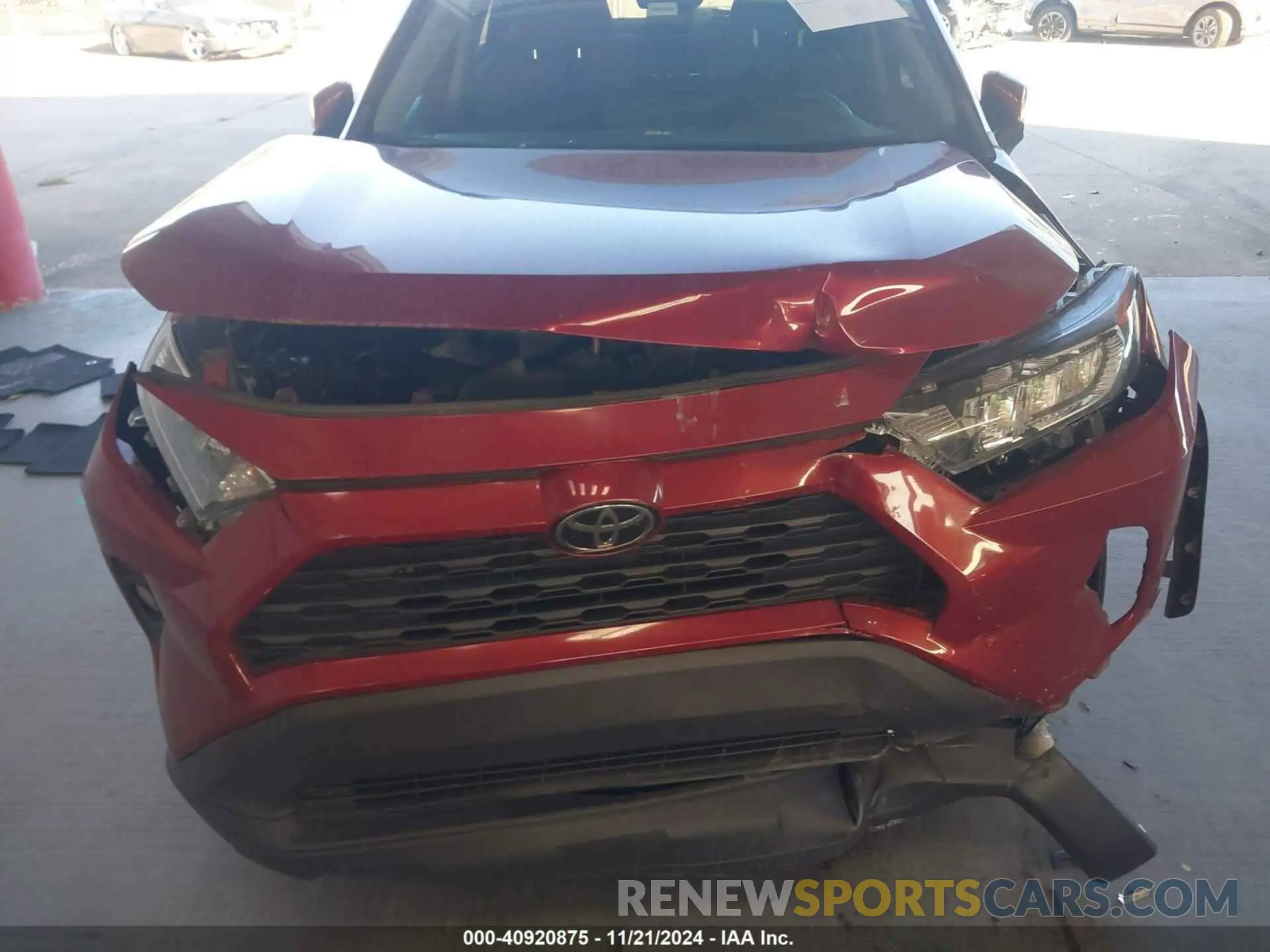 12 Photograph of a damaged car 2T3W1RFV7LC077139 TOYOTA RAV4 2020