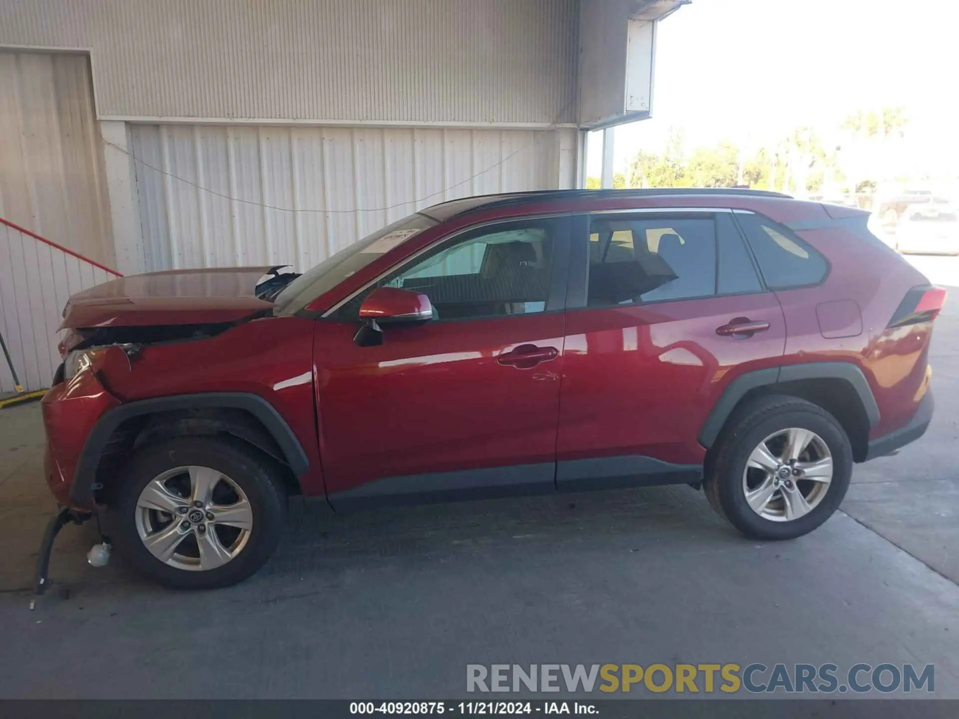 14 Photograph of a damaged car 2T3W1RFV7LC077139 TOYOTA RAV4 2020