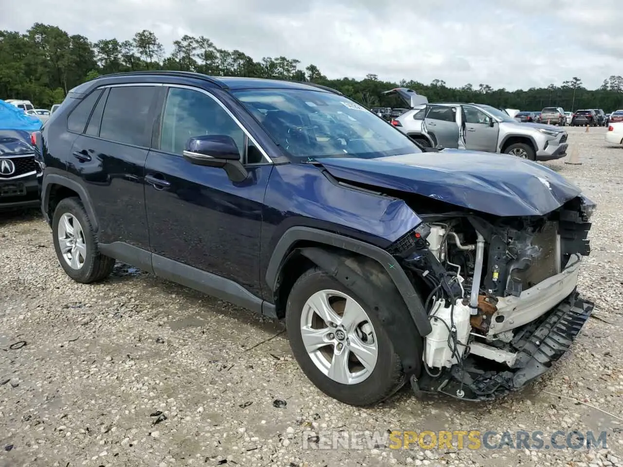 4 Photograph of a damaged car 2T3W1RFV7LW084882 TOYOTA RAV4 2020