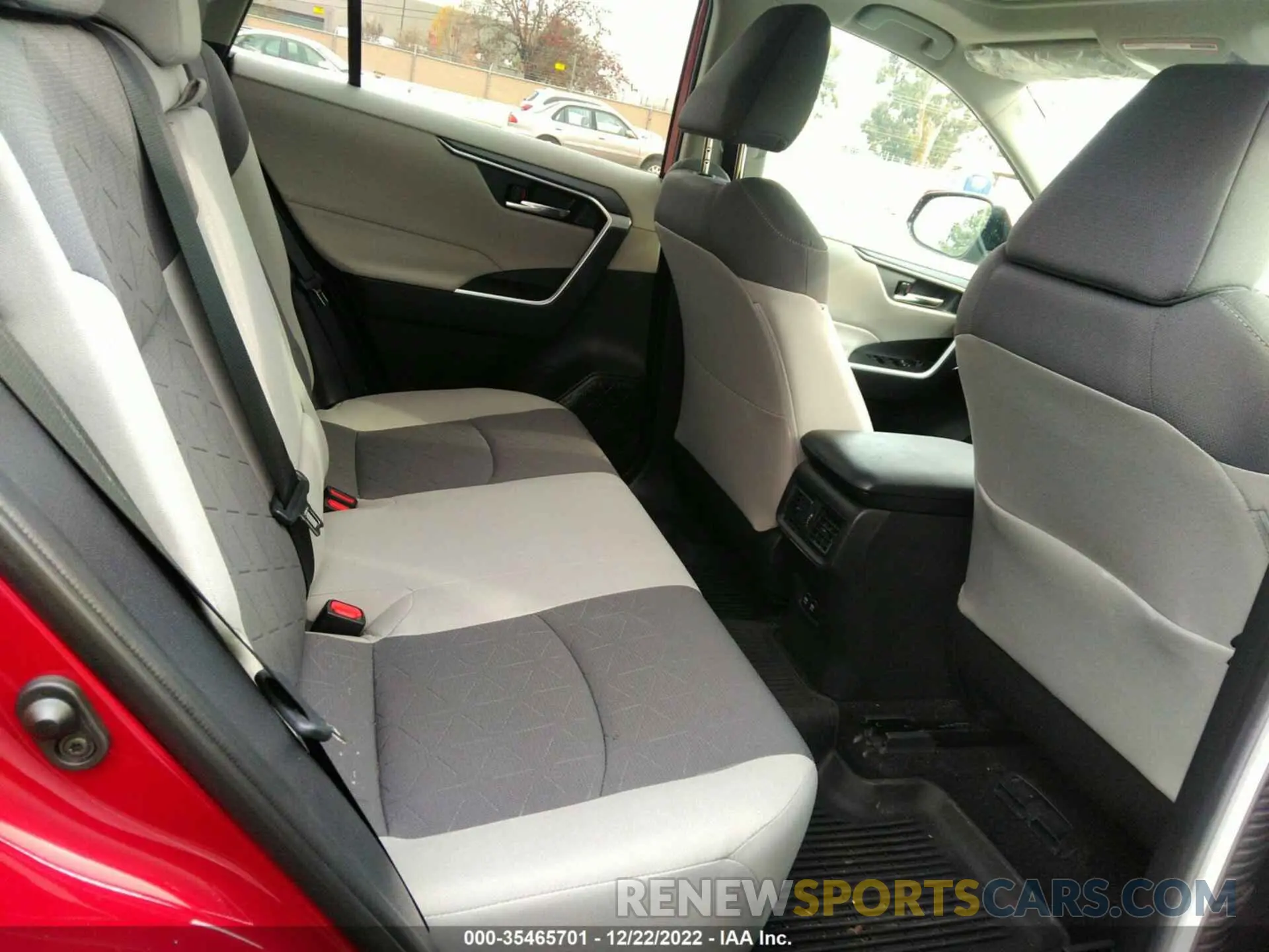 8 Фотография поврежденного автомобиля 2T3W1RFV7LW086907 TOYOTA RAV4 2020