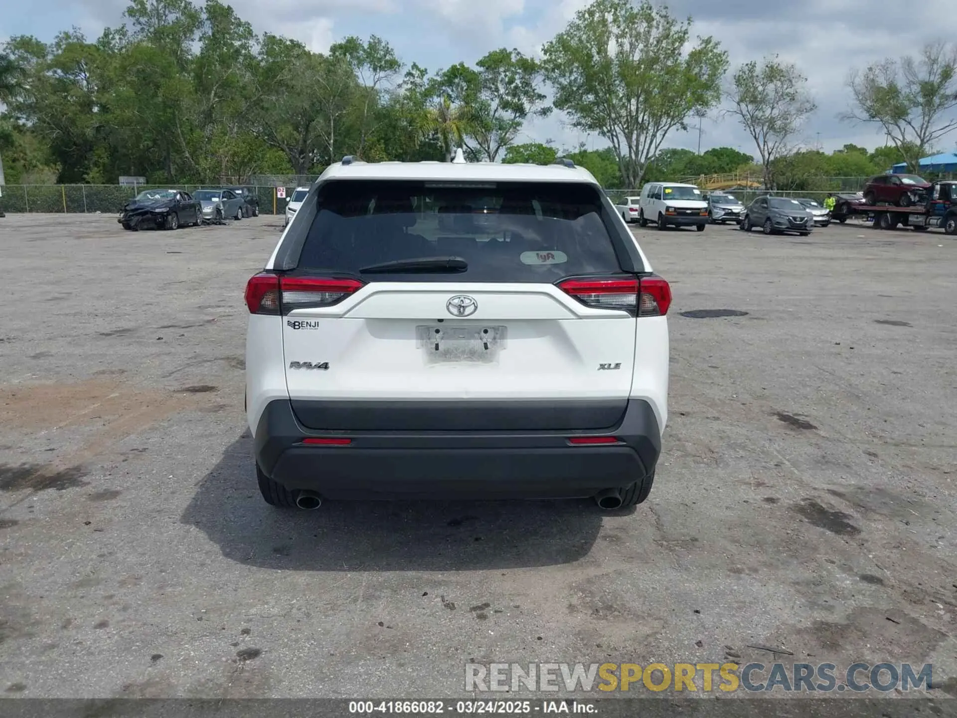 16 Фотография поврежденного автомобиля 2T3W1RFV8LC053206 TOYOTA RAV4 2020