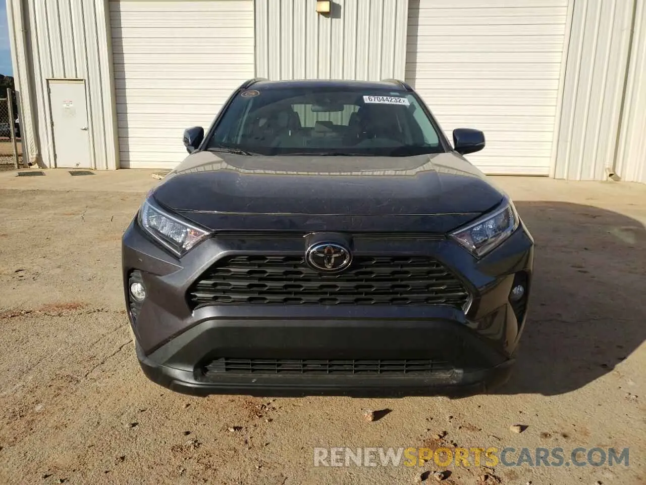 5 Photograph of a damaged car 2T3W1RFV8LC055487 TOYOTA RAV4 2020