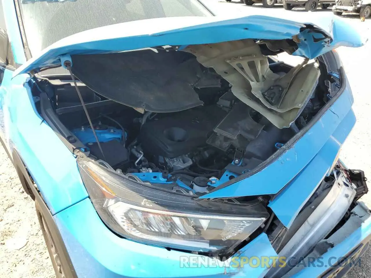 11 Photograph of a damaged car 2T3W1RFV9LC034079 TOYOTA RAV4 2020
