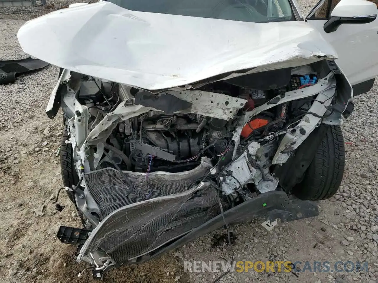 13 Photograph of a damaged car 2T3W1RFV9LC039573 TOYOTA RAV4 2020