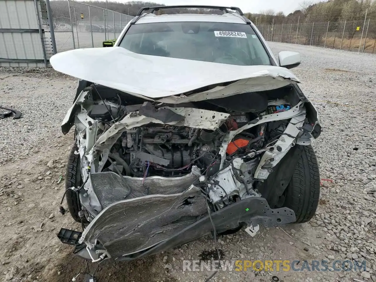 5 Photograph of a damaged car 2T3W1RFV9LC039573 TOYOTA RAV4 2020
