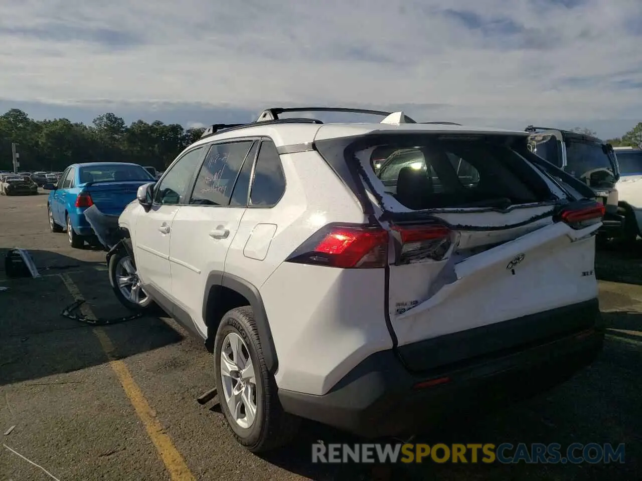 3 Photograph of a damaged car 2T3W1RFV9LC044255 TOYOTA RAV4 2020