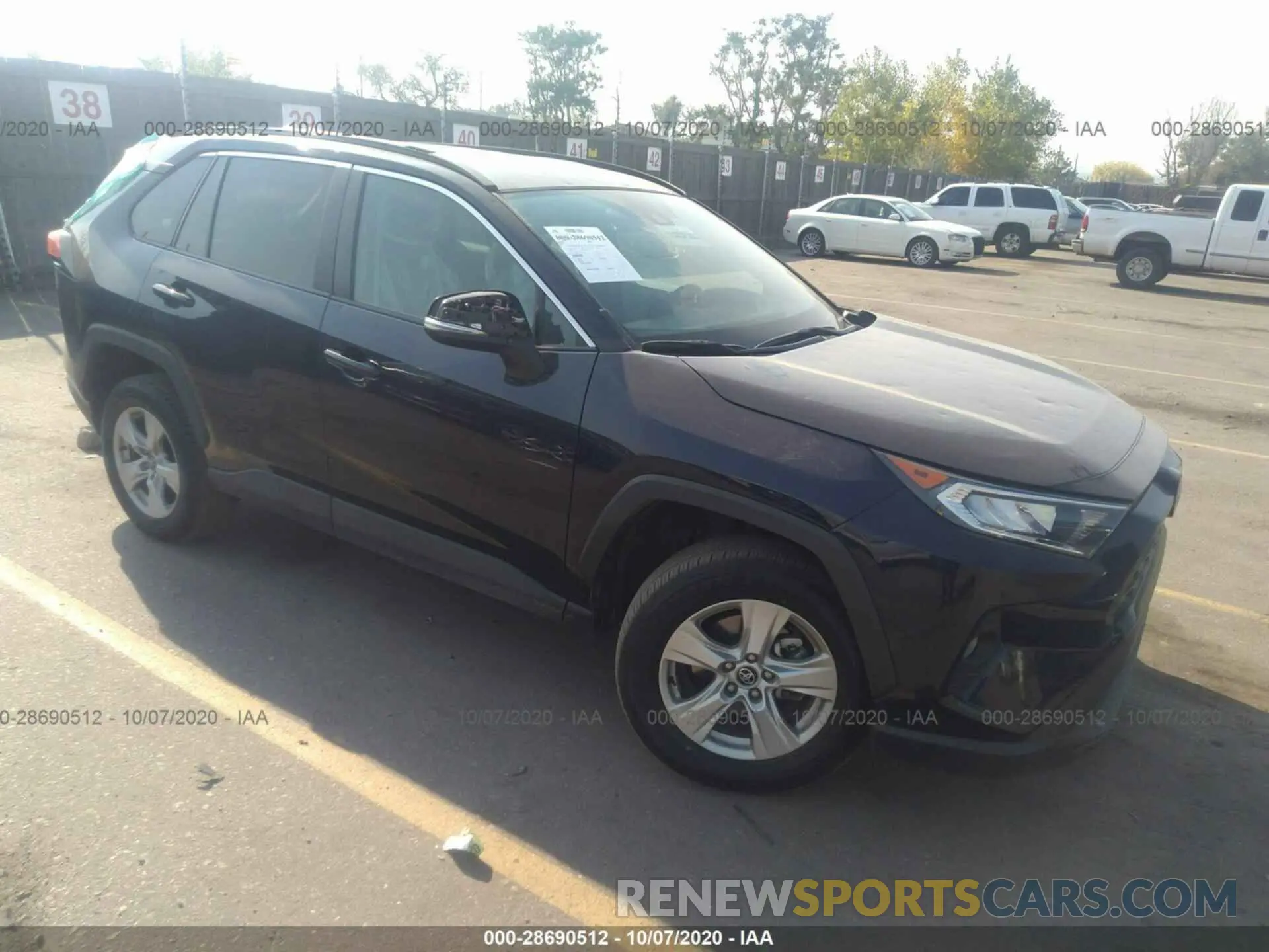 1 Photograph of a damaged car 2T3W1RFV9LC044577 TOYOTA RAV4 2020