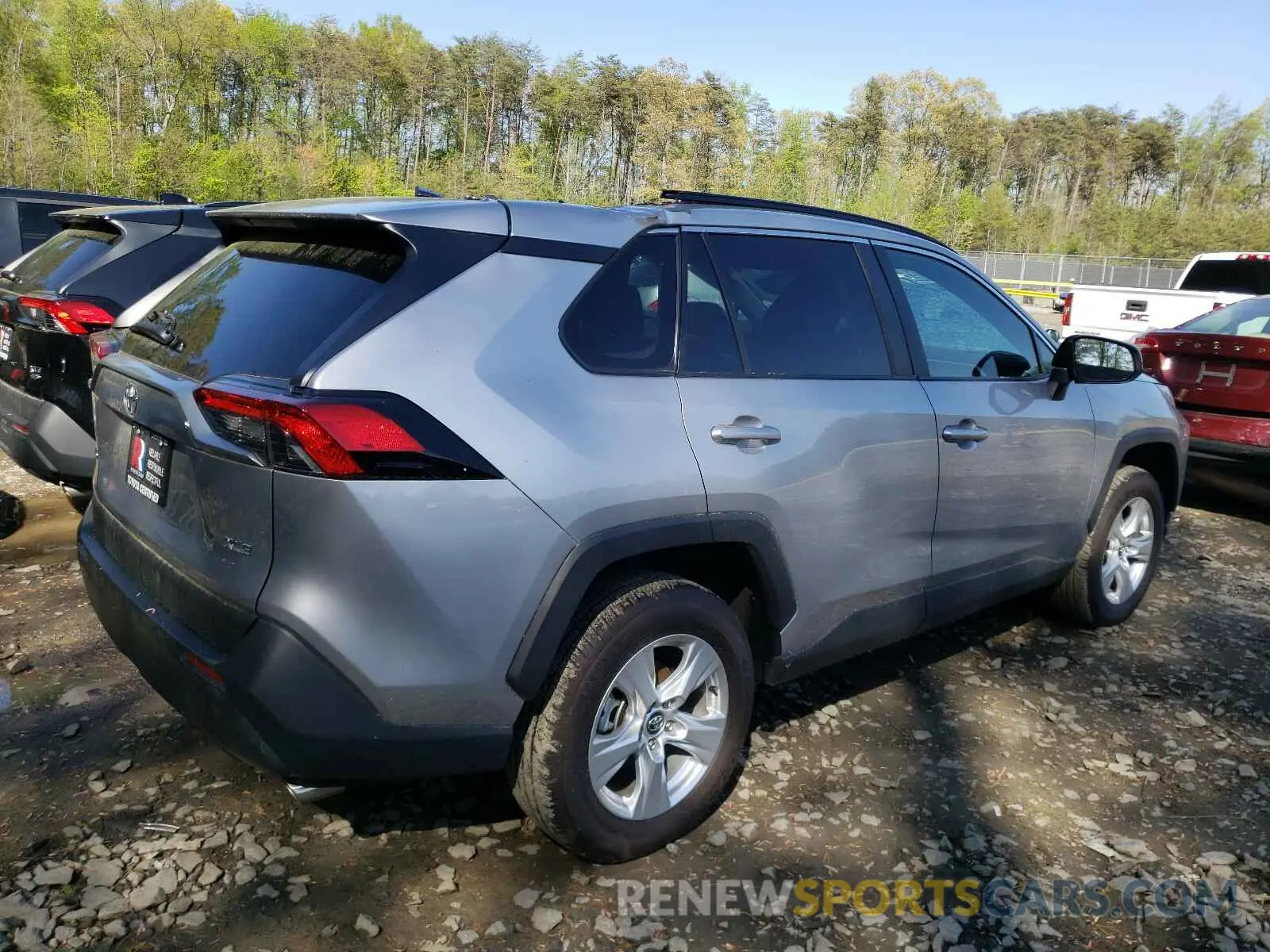 4 Фотография поврежденного автомобиля 2T3W1RFV9LC045275 TOYOTA RAV4 2020