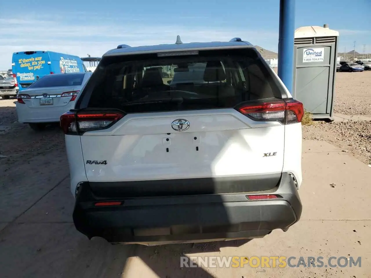 6 Photograph of a damaged car 2T3W1RFV9LW088948 TOYOTA RAV4 2020