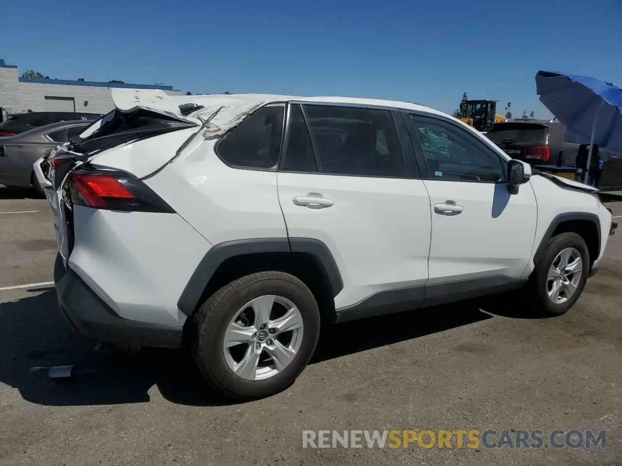 3 Photograph of a damaged car 2T3W1RFV9LW100774 TOYOTA RAV4 2020