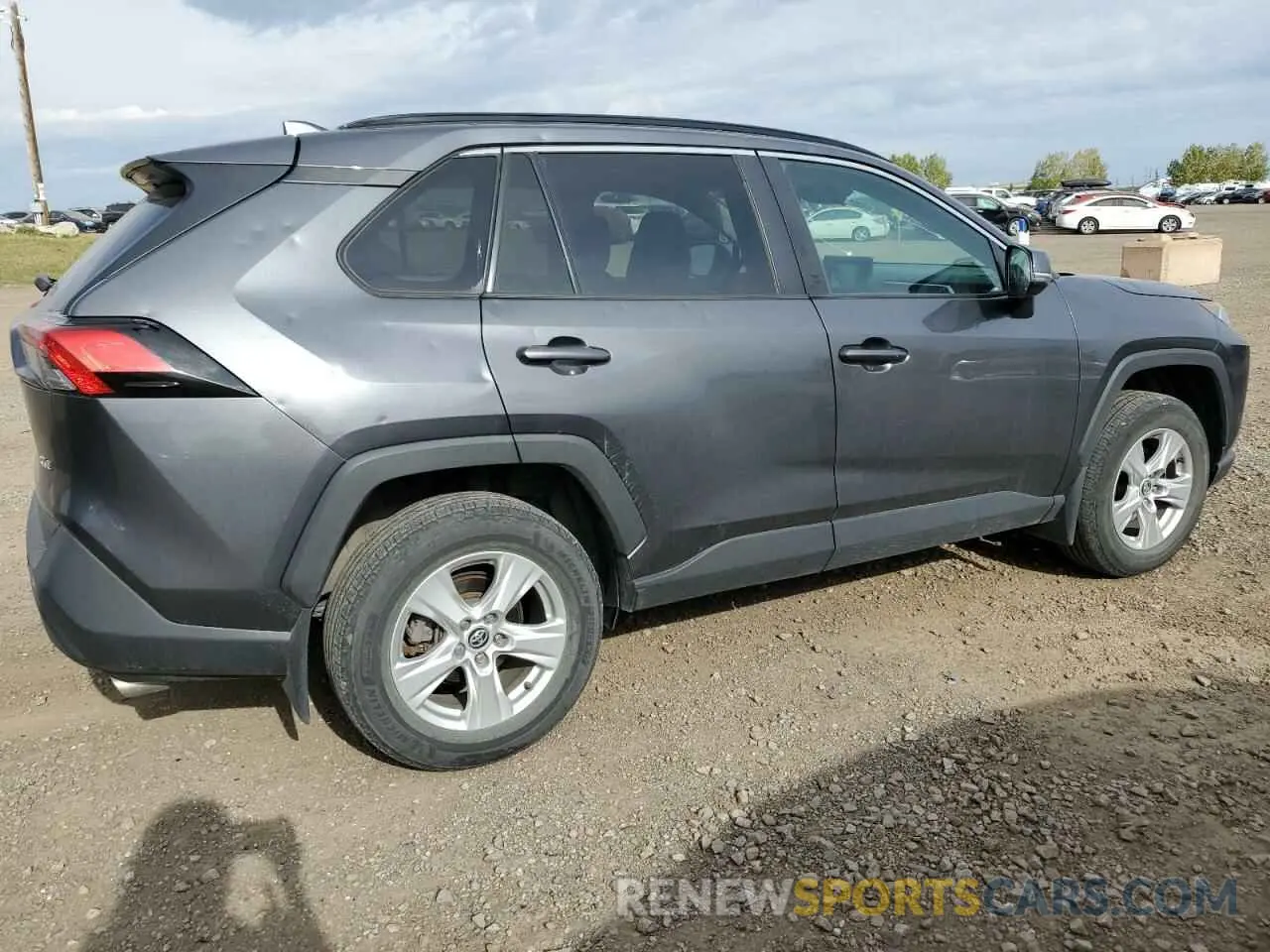 3 Фотография поврежденного автомобиля 2T3W1RFVXLC038643 TOYOTA RAV4 2020