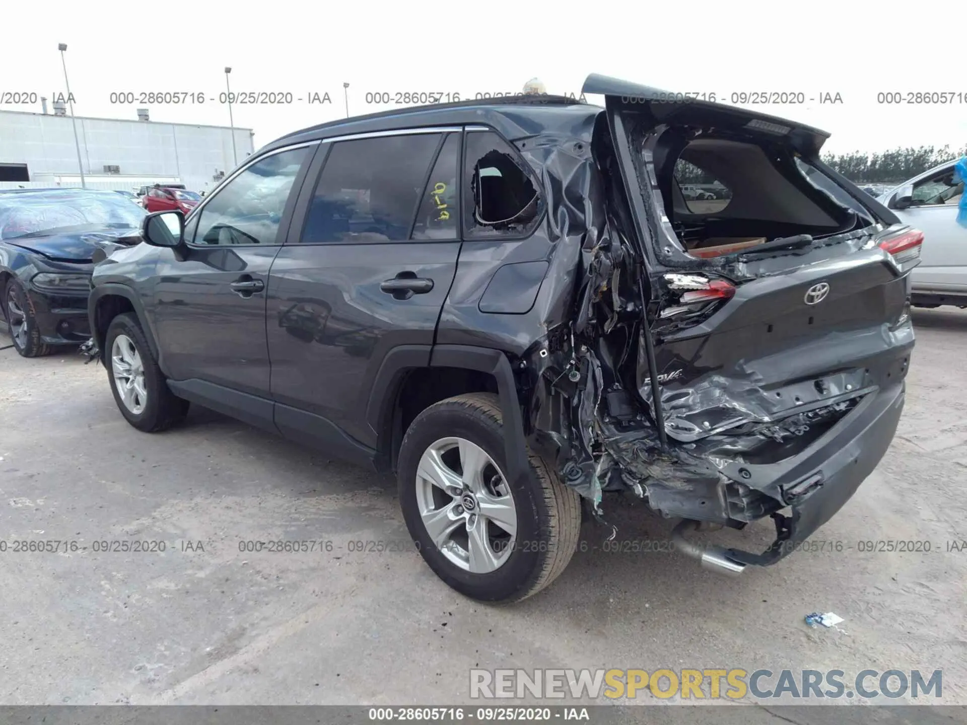 3 Photograph of a damaged car 2T3W1RFVXLC051831 TOYOTA RAV4 2020