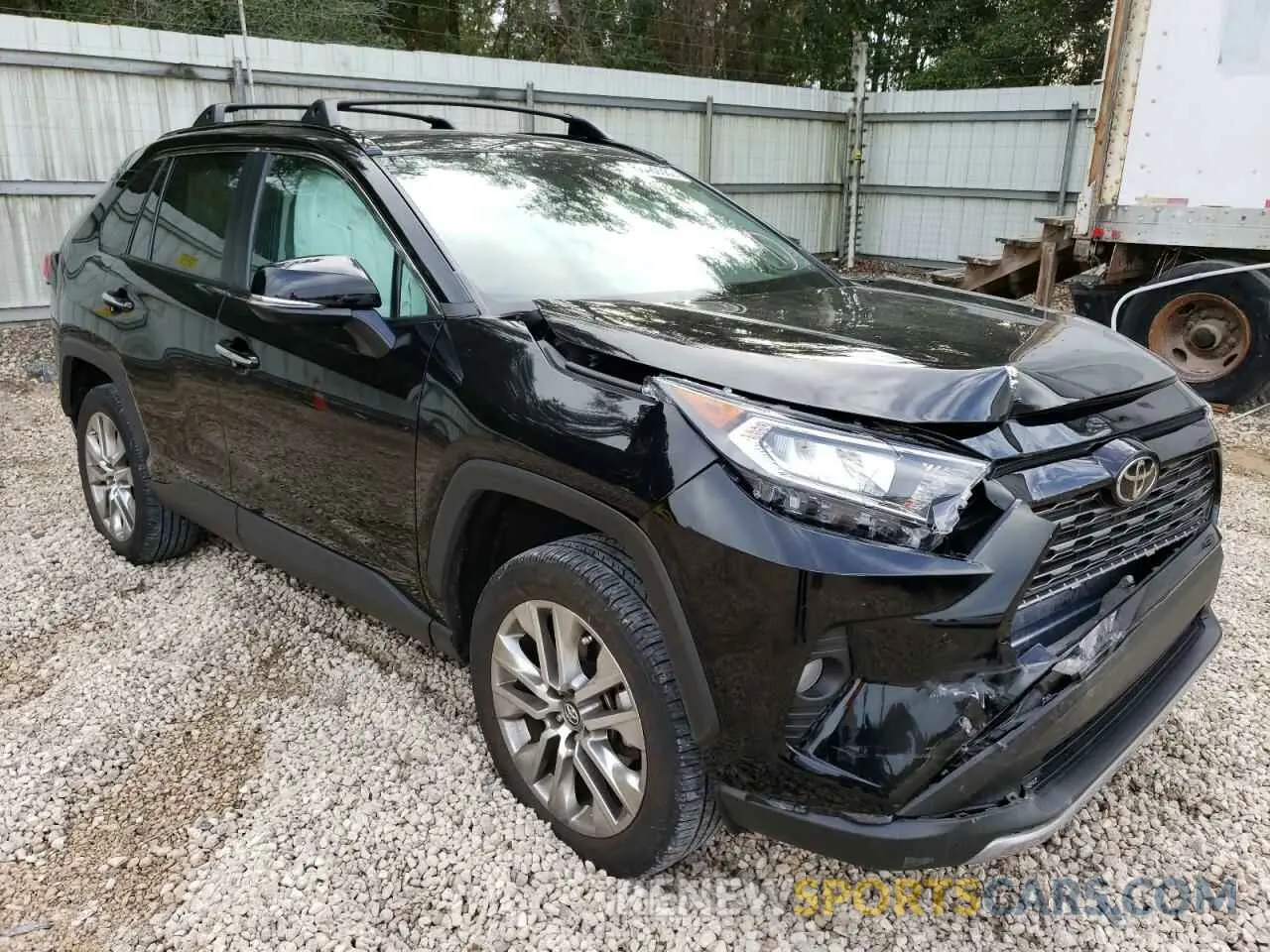 4 Фотография поврежденного автомобиля 2T3Y1RFV1LC076724 TOYOTA RAV4 2020