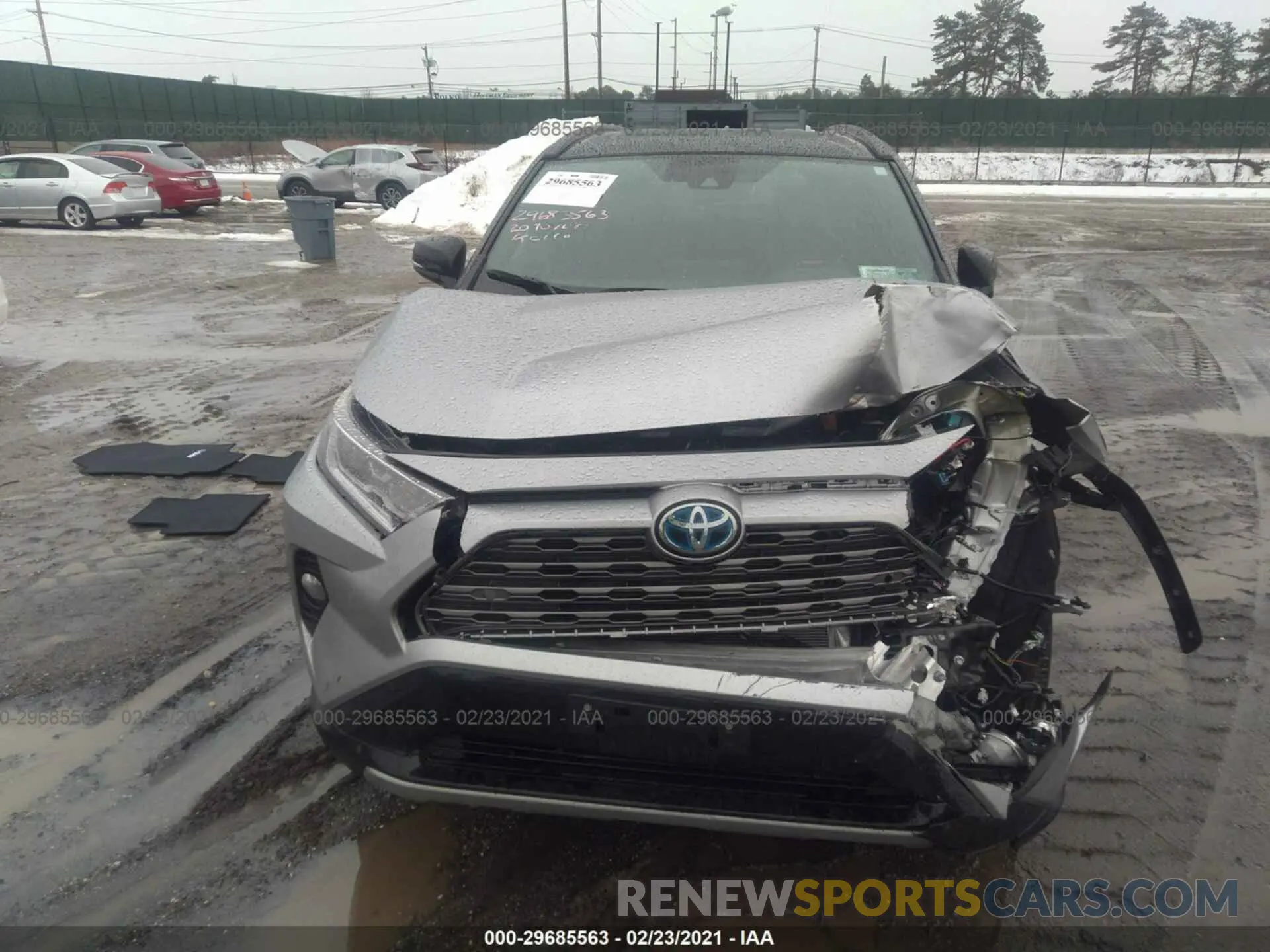 6 Photograph of a damaged car 4T3EWRFV0LU007980 TOYOTA RAV4 2020