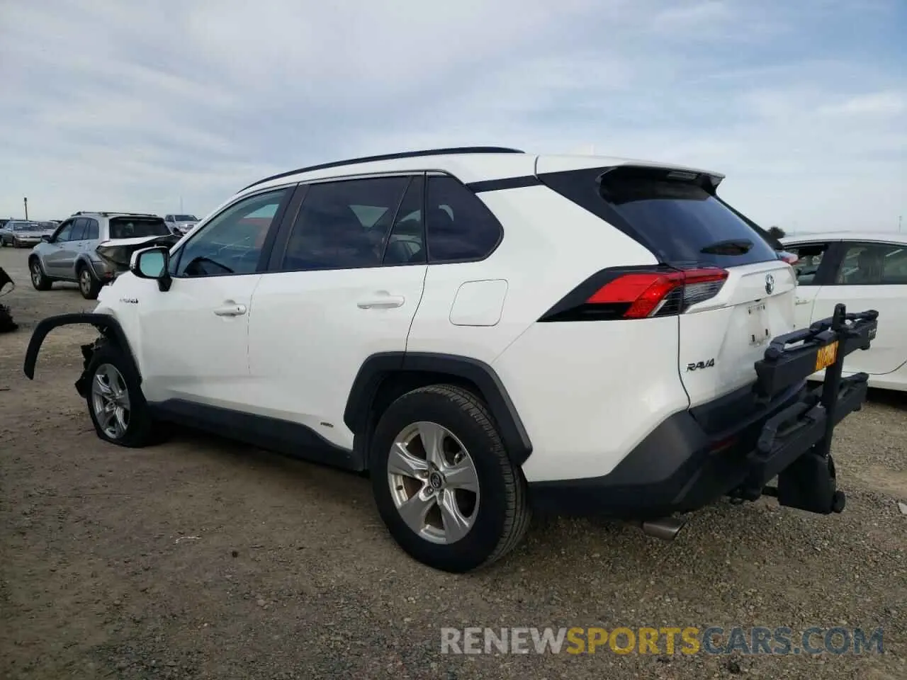 2 Photograph of a damaged car 4T3R6RFV5LU002615 TOYOTA RAV4 2020