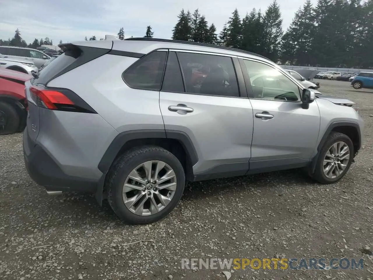 3 Photograph of a damaged car JTMA1RFV0LD528918 TOYOTA RAV4 2020