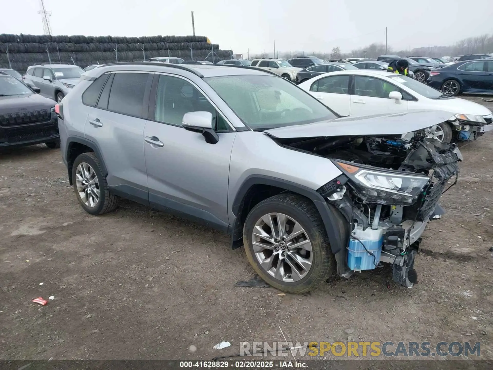 1 Фотография поврежденного автомобиля JTMA1RFV1LD056535 TOYOTA RAV4 2020