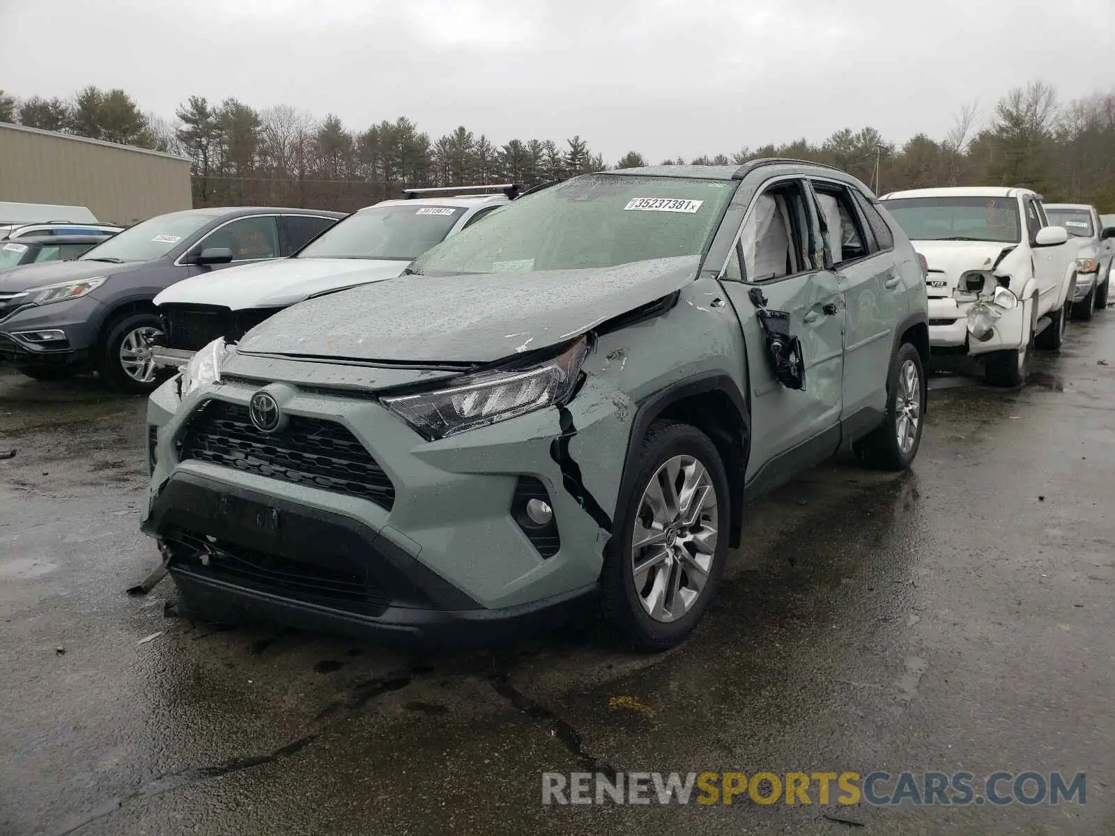 2 Photograph of a damaged car JTMA1RFV1LJ036481 TOYOTA RAV4 2020