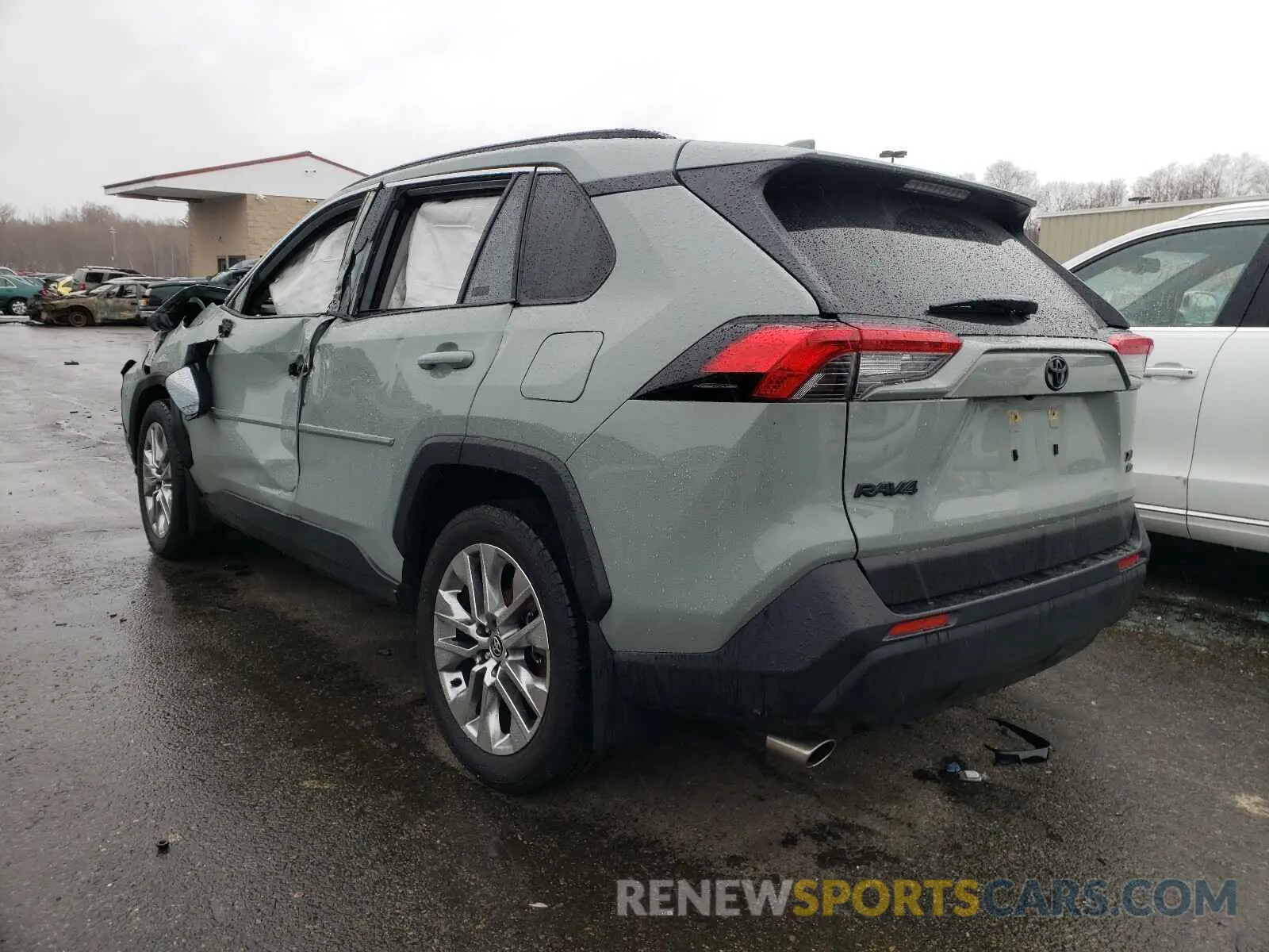 3 Photograph of a damaged car JTMA1RFV1LJ036481 TOYOTA RAV4 2020