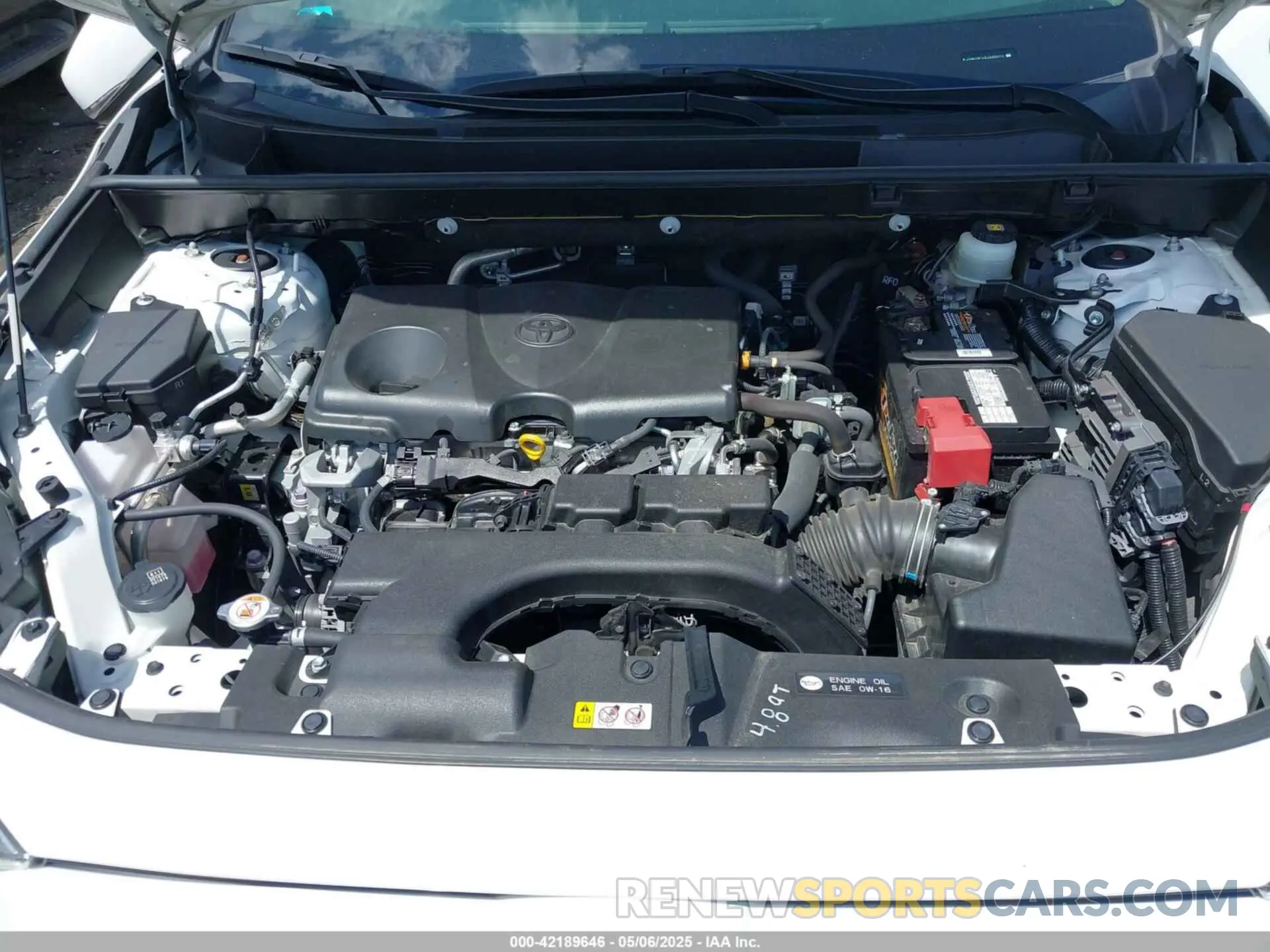 10 Photograph of a damaged car JTMA1RFV3LD055015 TOYOTA RAV4 2020