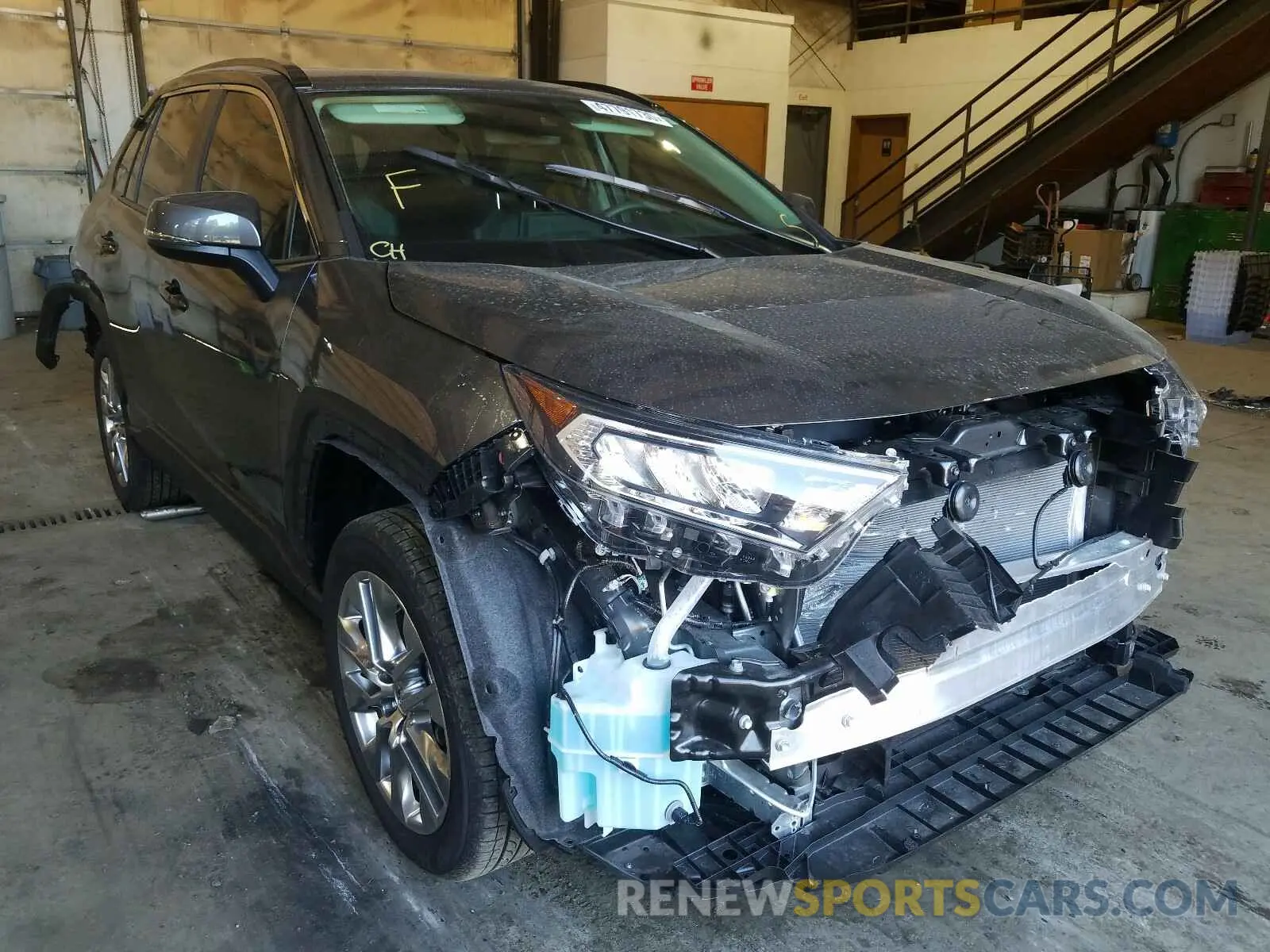 1 Photograph of a damaged car JTMA1RFV3LD057377 TOYOTA RAV4 2020