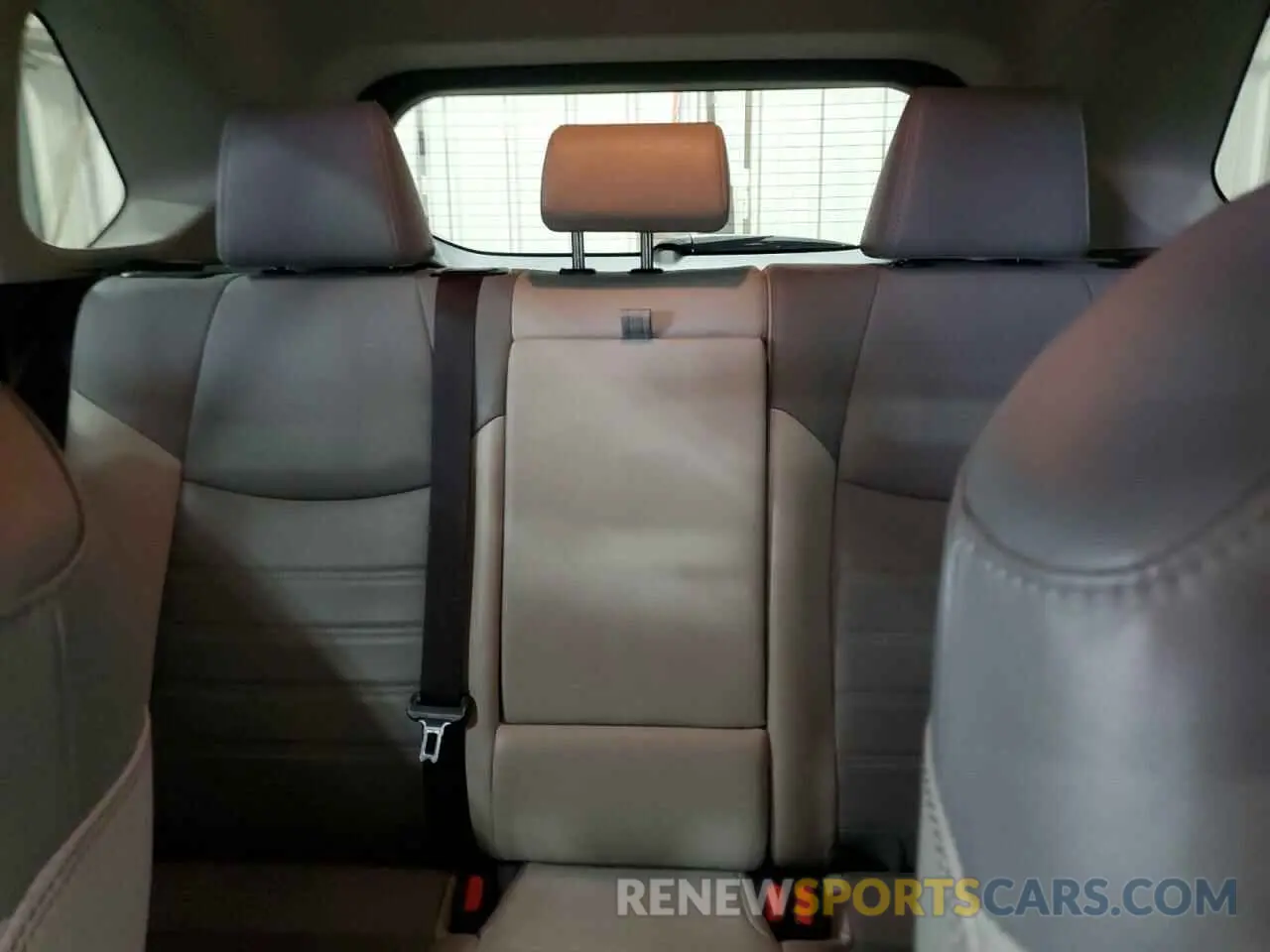 10 Фотография поврежденного автомобиля JTMA1RFV4LJ036488 TOYOTA RAV4 2020