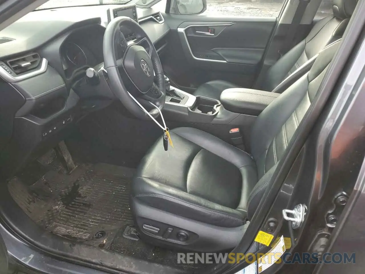 7 Фотография поврежденного автомобиля JTMA1RFV6LD529507 TOYOTA RAV4 2020