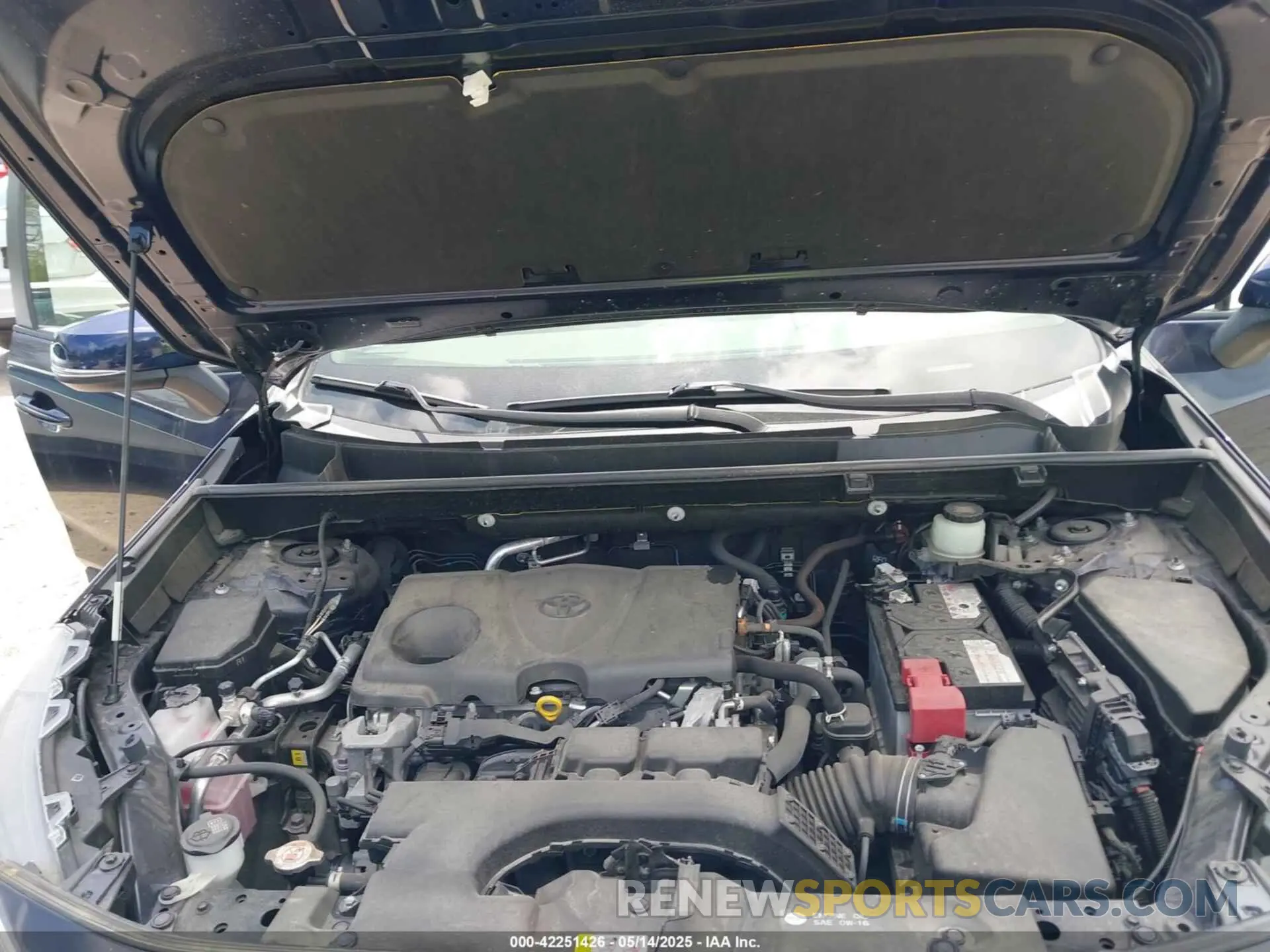 10 Фотография поврежденного автомобиля JTMA1RFV9LD067850 TOYOTA RAV4 2020