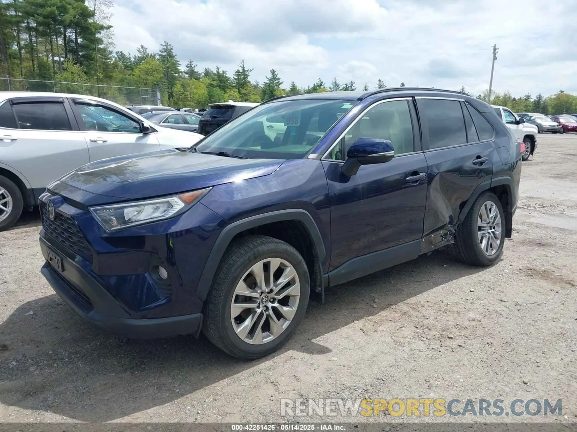 2 Фотография поврежденного автомобиля JTMA1RFV9LD067850 TOYOTA RAV4 2020