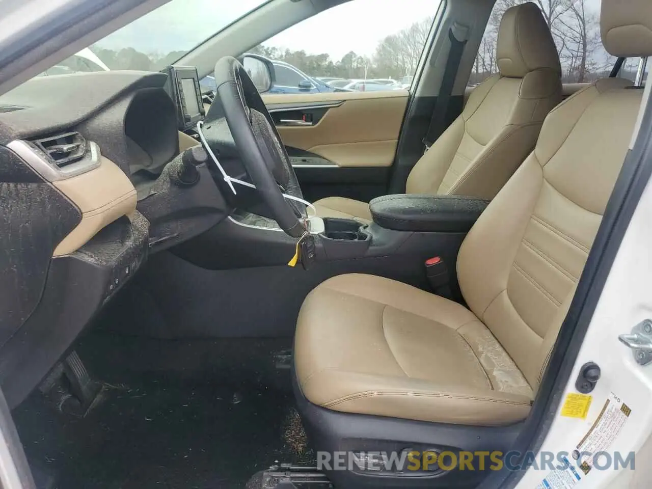 7 Фотография поврежденного автомобиля JTMA1RFVXLD528716 TOYOTA RAV4 2020