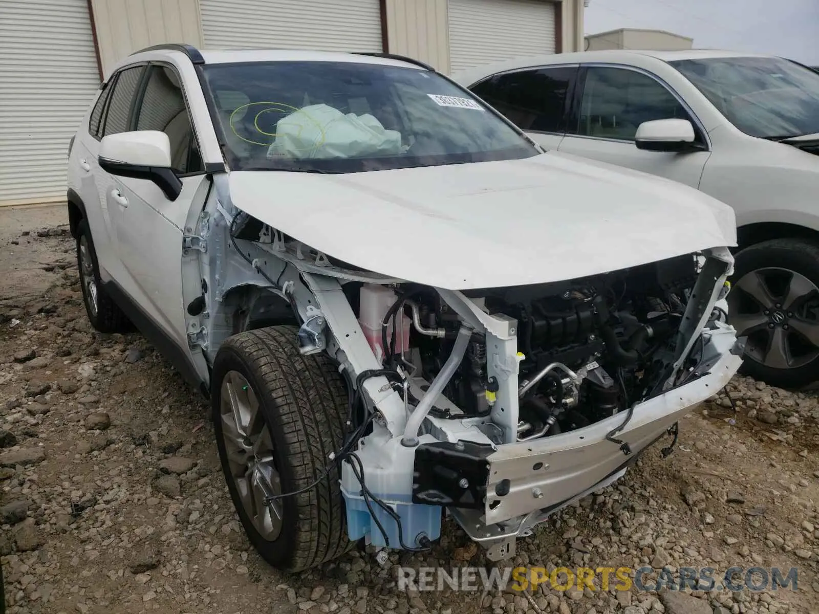 1 Photograph of a damaged car JTMC1RFV1LD055037 TOYOTA RAV4 2020
