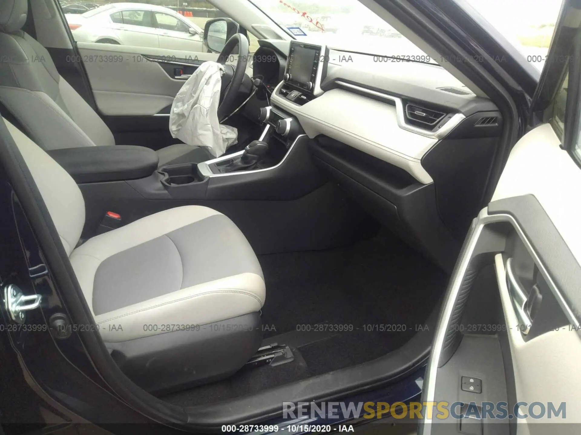 5 Photograph of a damaged car JTMC1RFV2LD520618 TOYOTA RAV4 2020